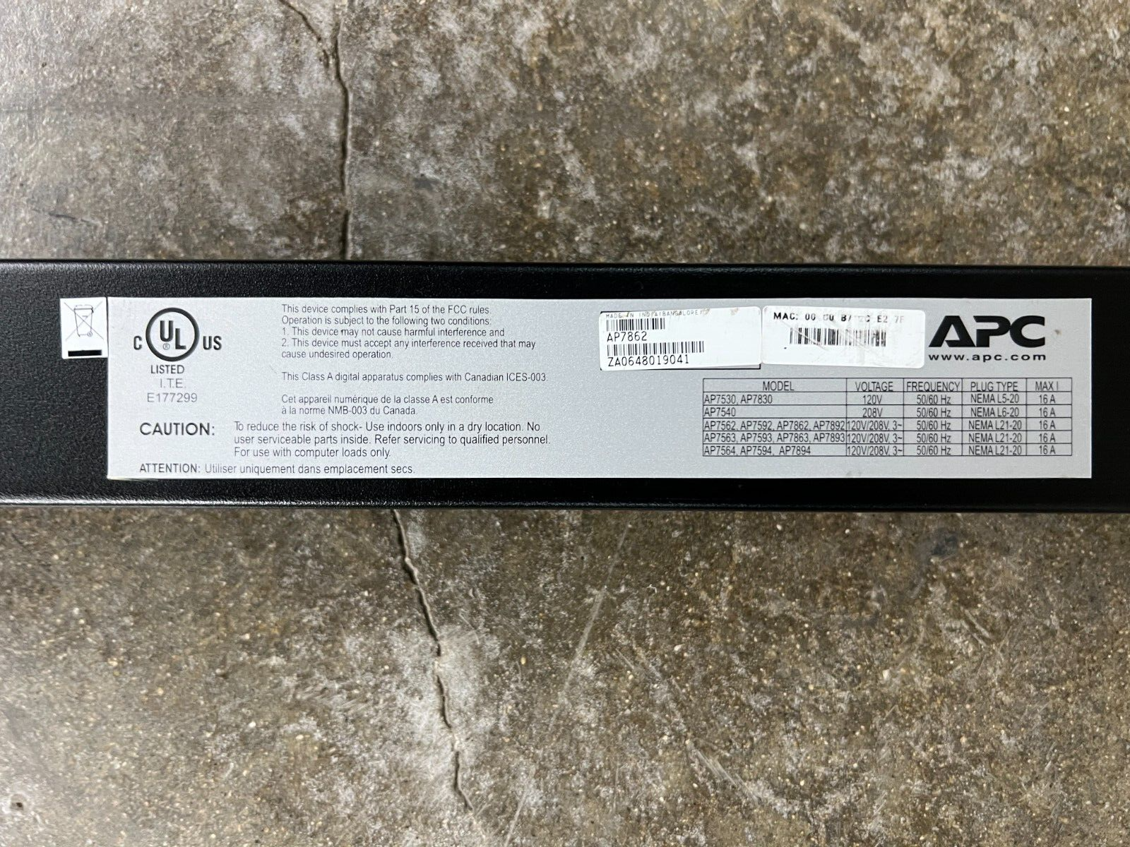 APC AP7862 Metered Server Rack PDU 120/208V 16A 42 Outlets