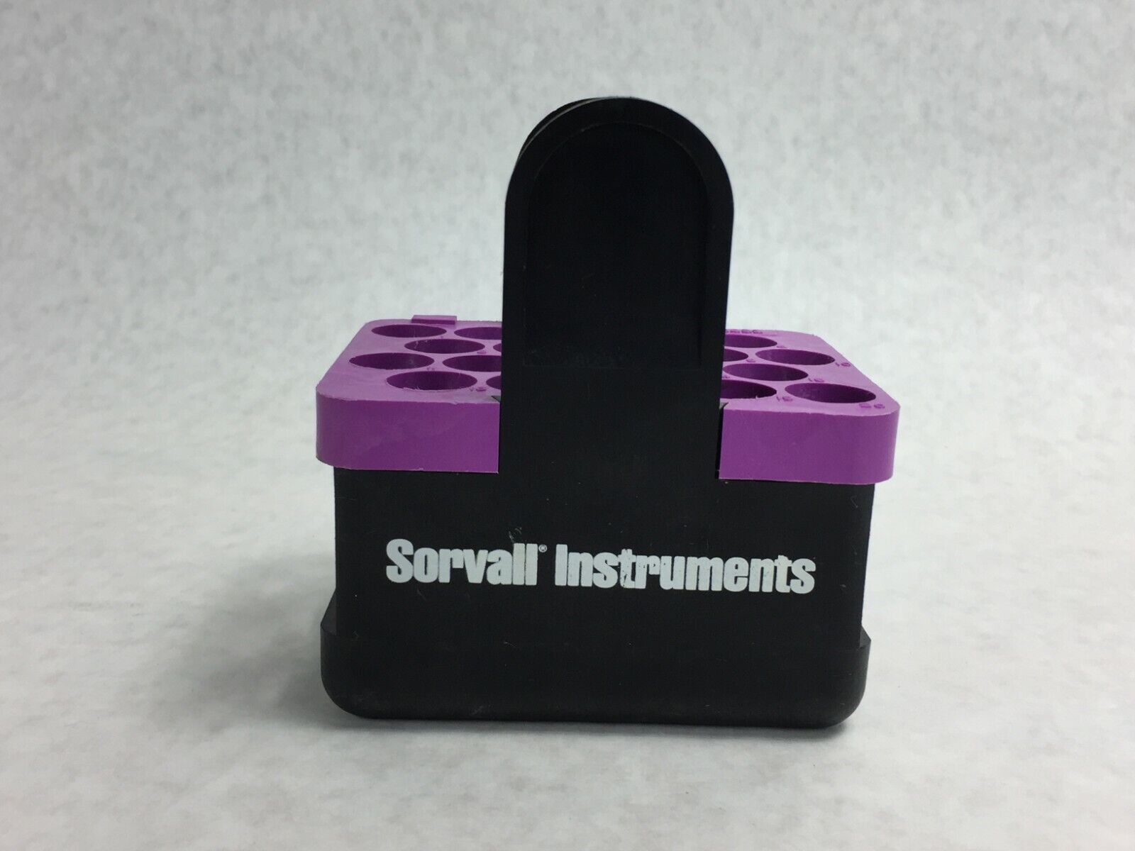 Sorvall Instruments 00833 Bucket Insert  Max Allowable Mass 750g