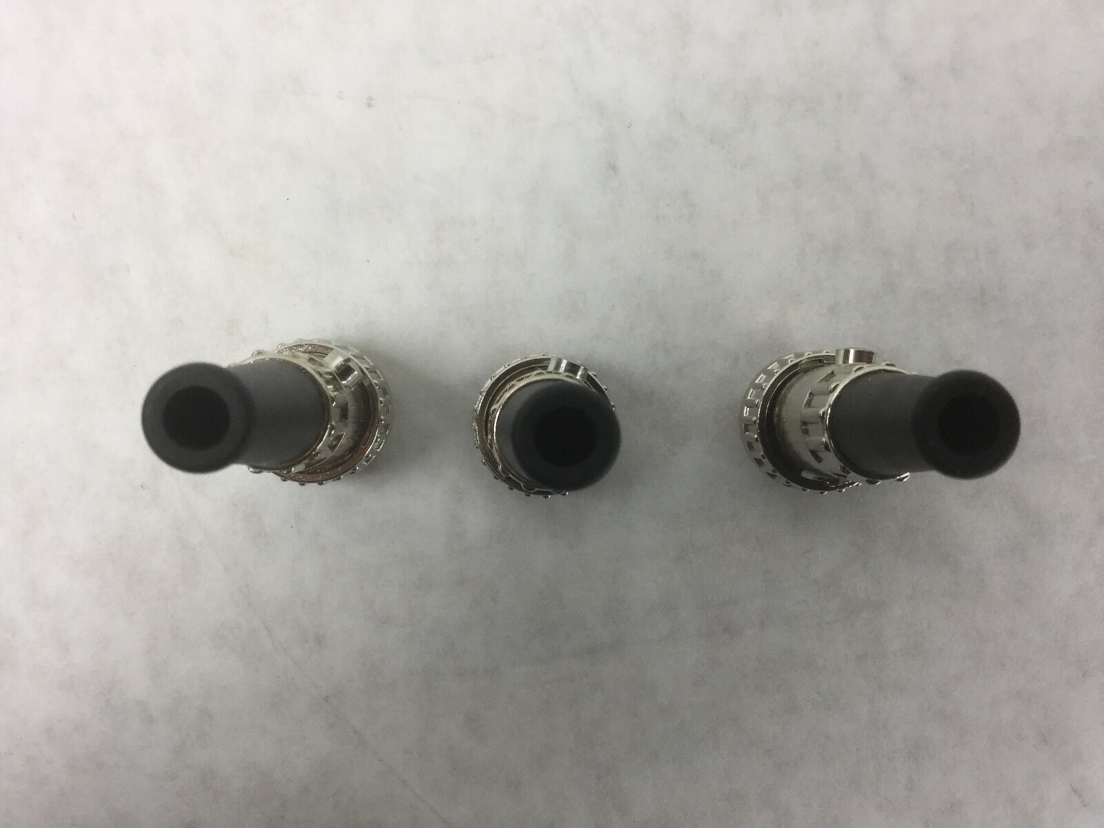 PREH 71430-070-0000, DIN MALE LOCKING COR, Lot of 3