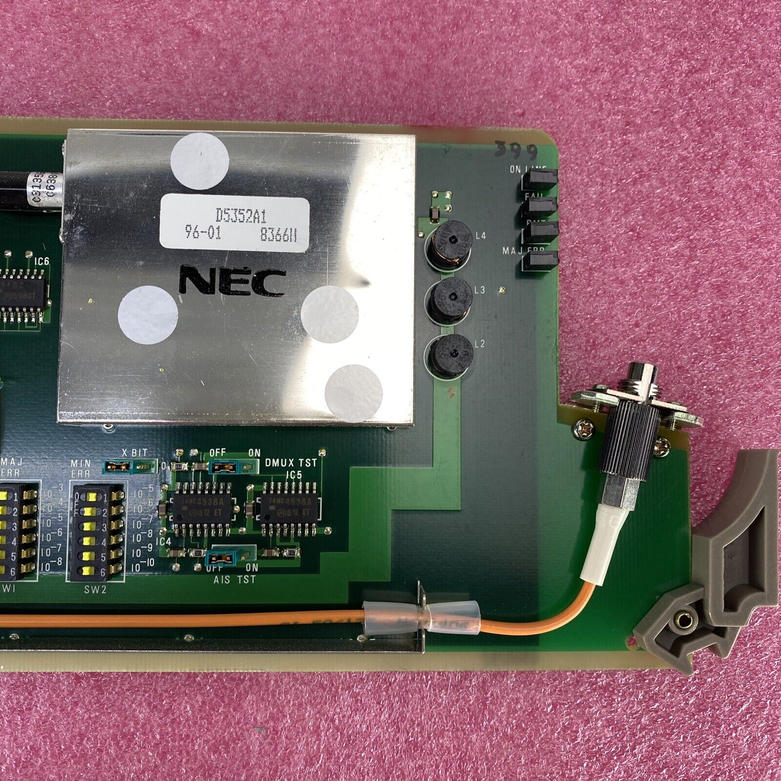 NEC M30C4921AD PC Board X1039B3 D5352A1 96-01 95-12