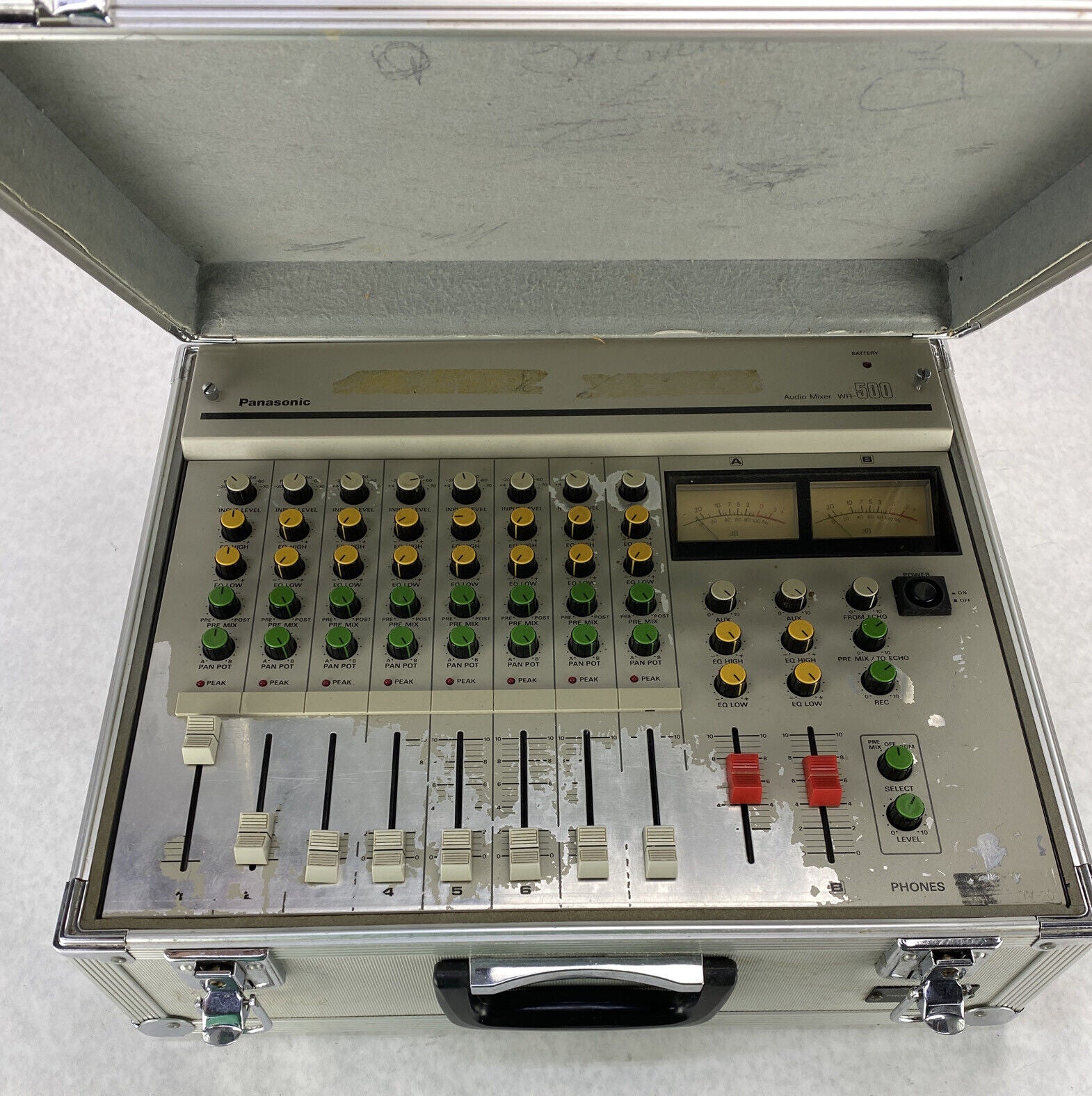 Panasonic WR-500 8 Channel Mixer in Hard Case