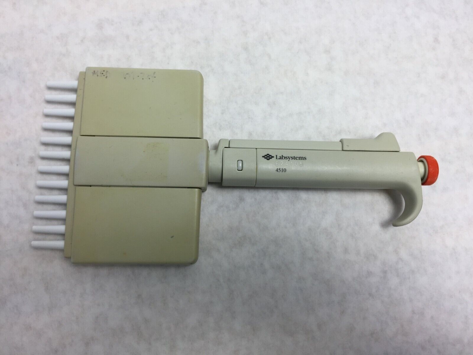 Labsystem Finnpipette 4510 8 Channel Pipette  5-50  μL