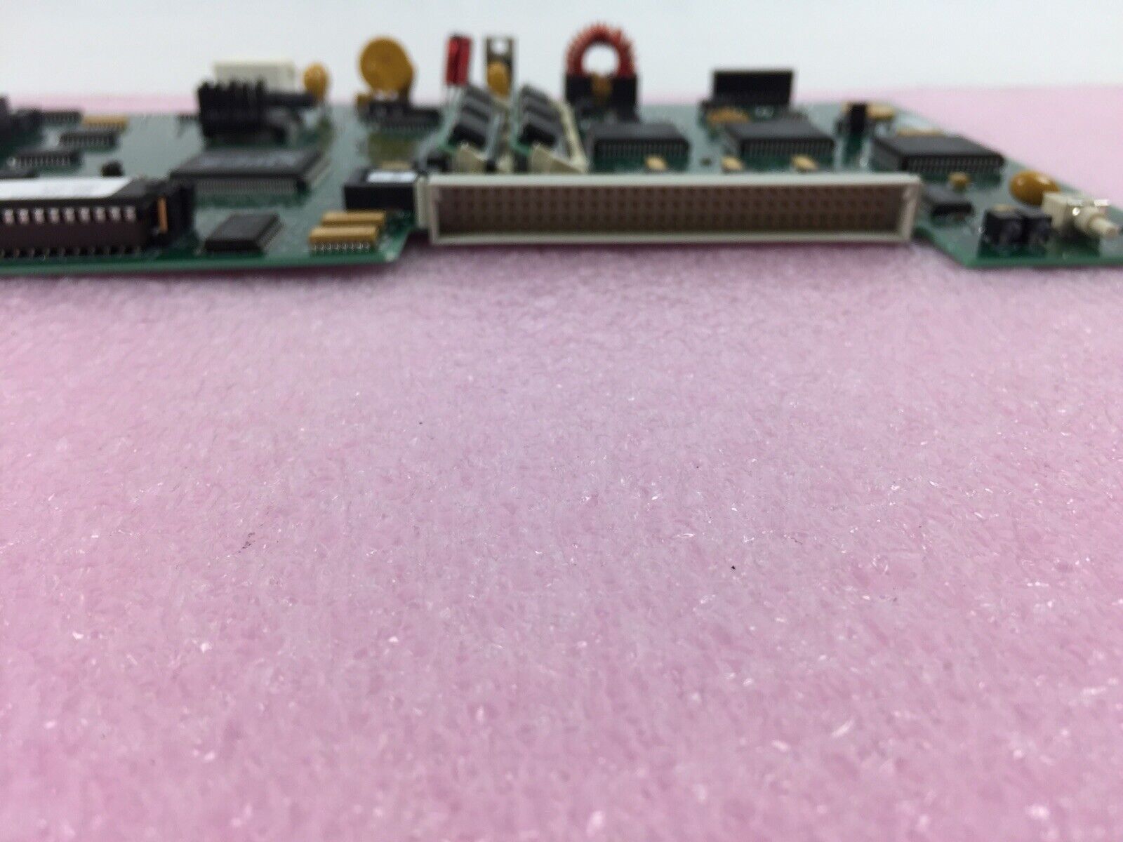 Circuit Board - Chips B0915X-01XX 9546 F82C836 - 609260 - REV AA - Untested