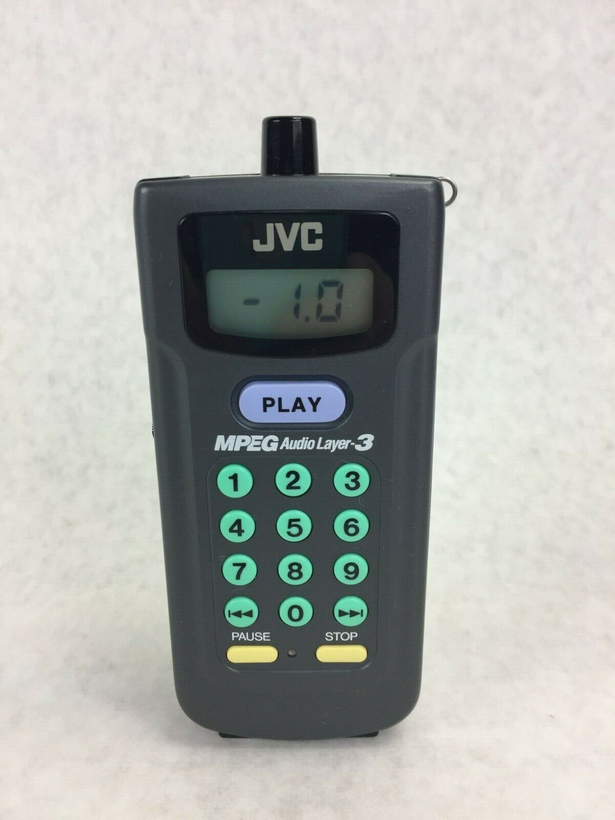JVC XA-GP3BK Portable ROM Player  MPEG Audio Layer-3   Doesnt Hold Charge
