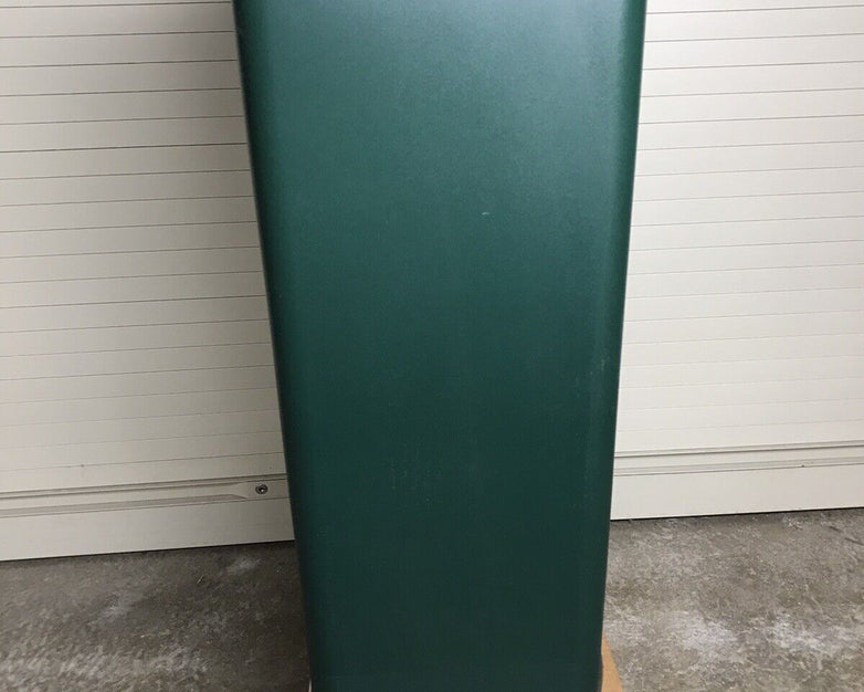 Rubbermaid Plastic Step-On Container 90L/24G Green