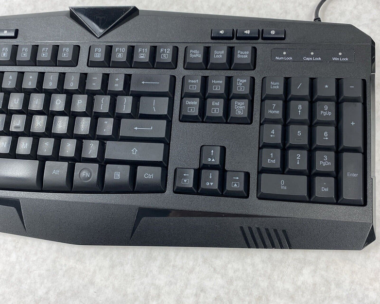 Pictek PC232A Wired Multicolor RGB Background Gaming Keyboard w/ T7 Gaming Mouse