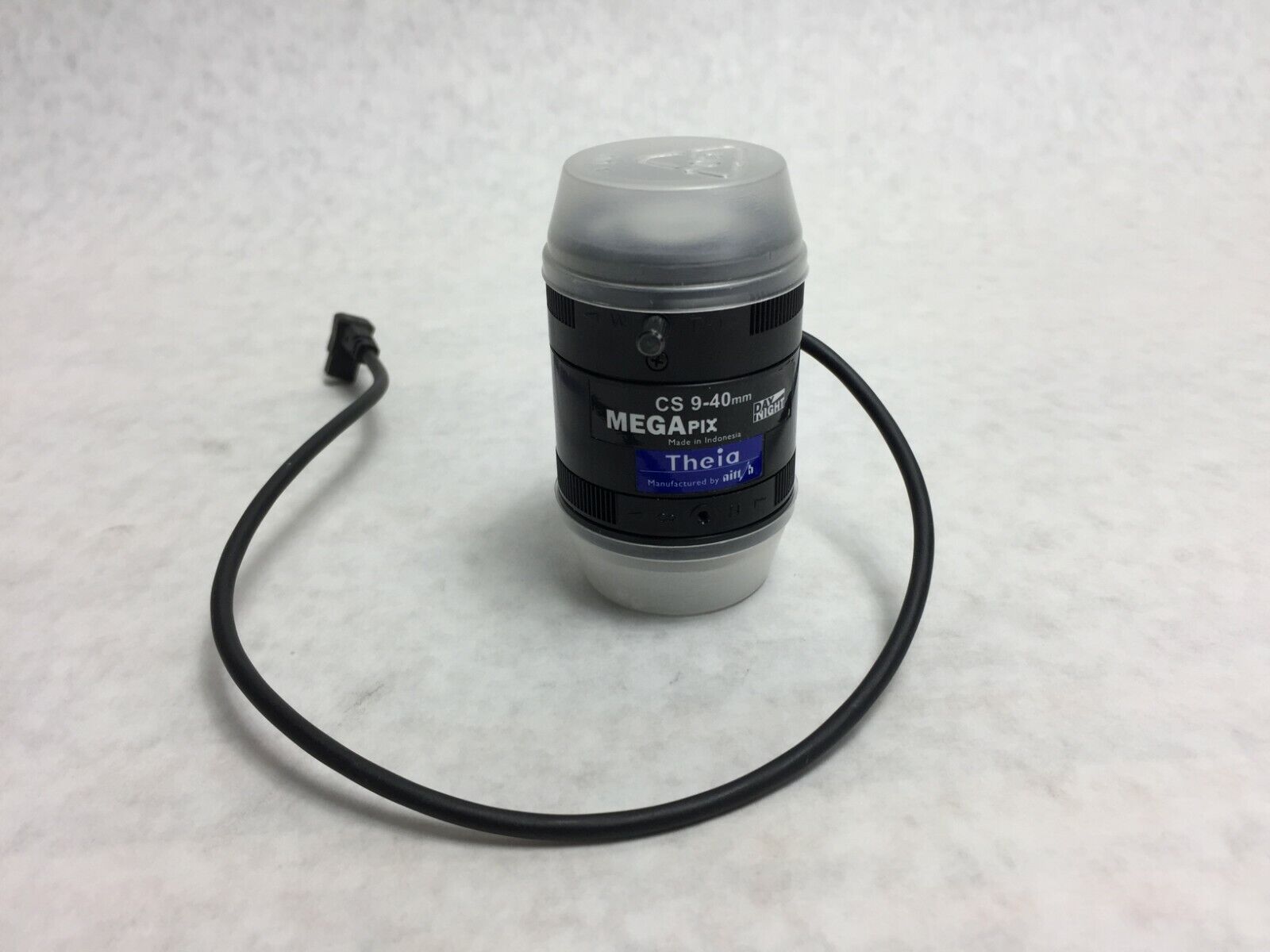 Theia CS 9-40mm MegaPIX Day/Night  w/ Lens Cover-shows in pictures