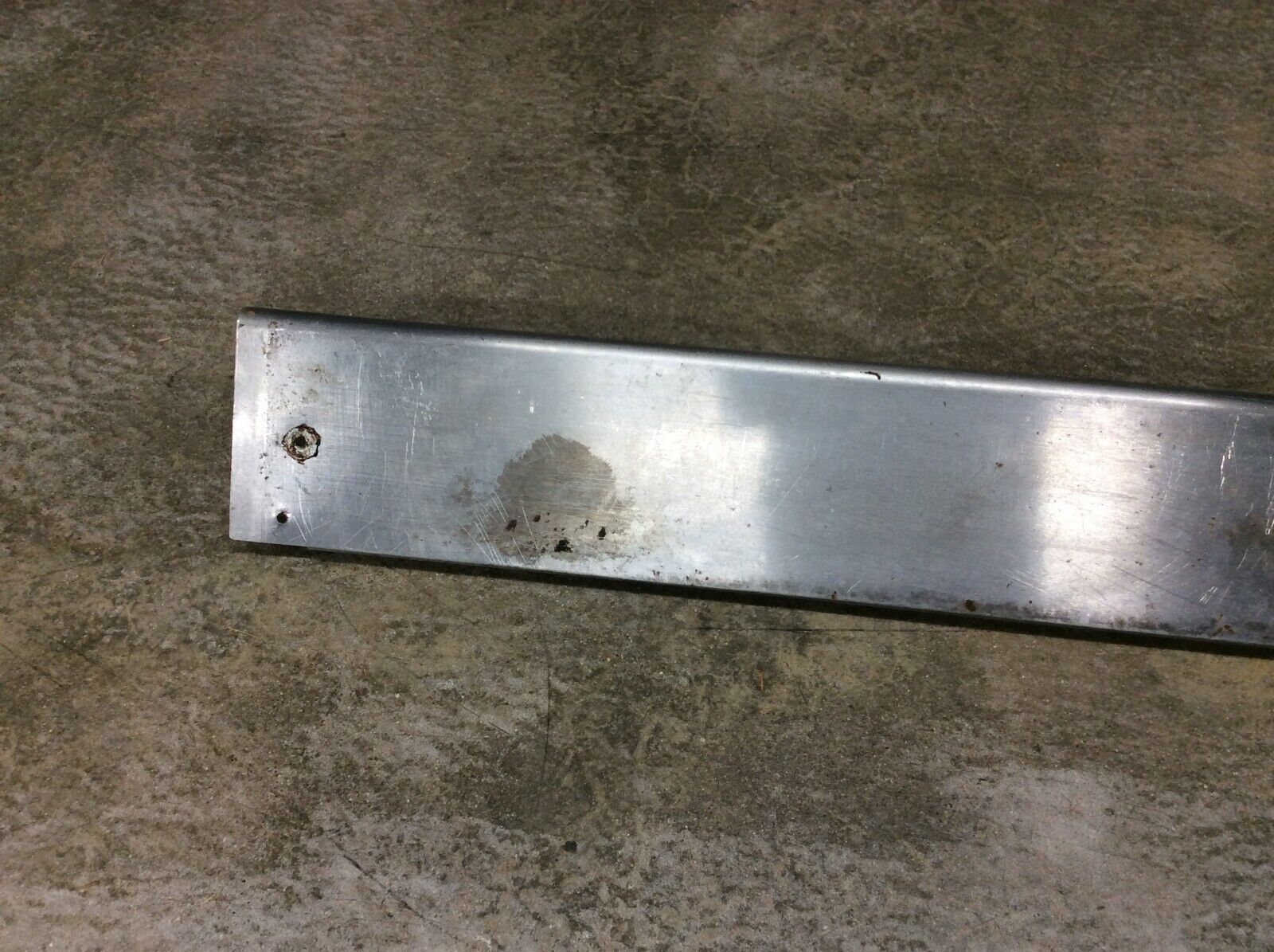 Vulcan Char-broiler Grill Cast-Iron Gas VACB72N-21 Front Guard Rail Panel 73"