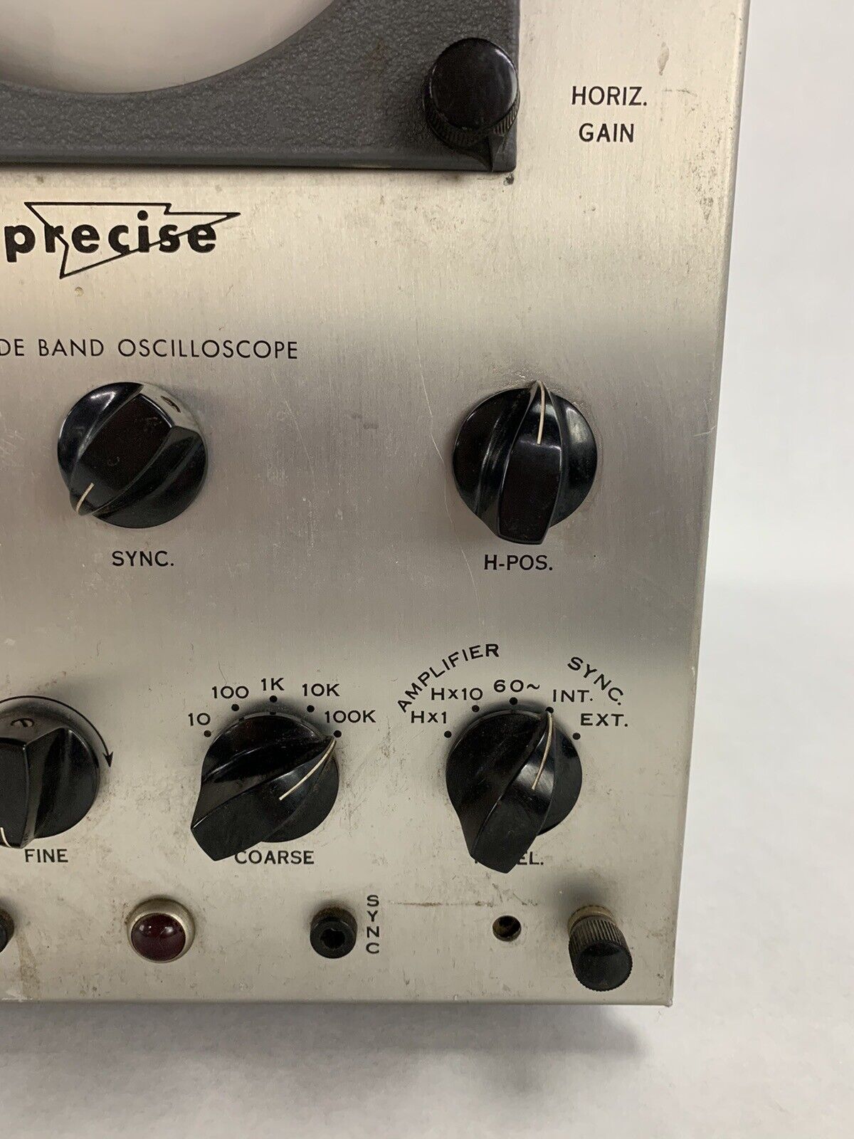 Precision Wide band Oscilloscope 3151