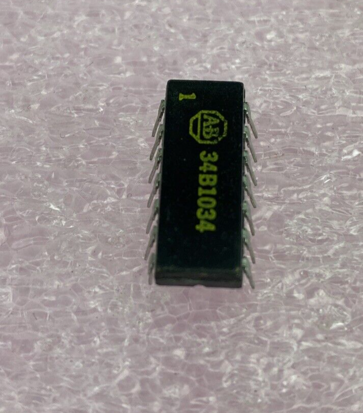 Allen Bradley 14 Pin IC chip 34B1034