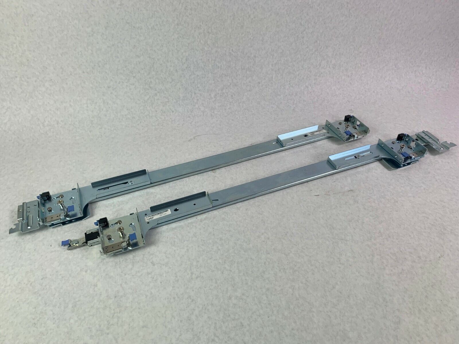 Dell UN443 GM76 PowerEdge 2950 Server L & R Sever Workstation Rail Kits