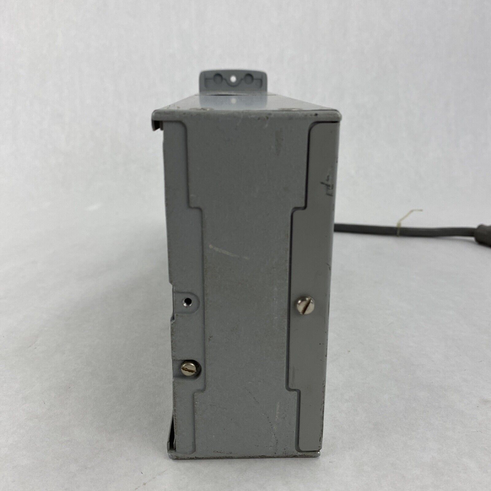 Foxboro 694AC-0AW-6 M/694A Resistance Converter Missing Side Panel