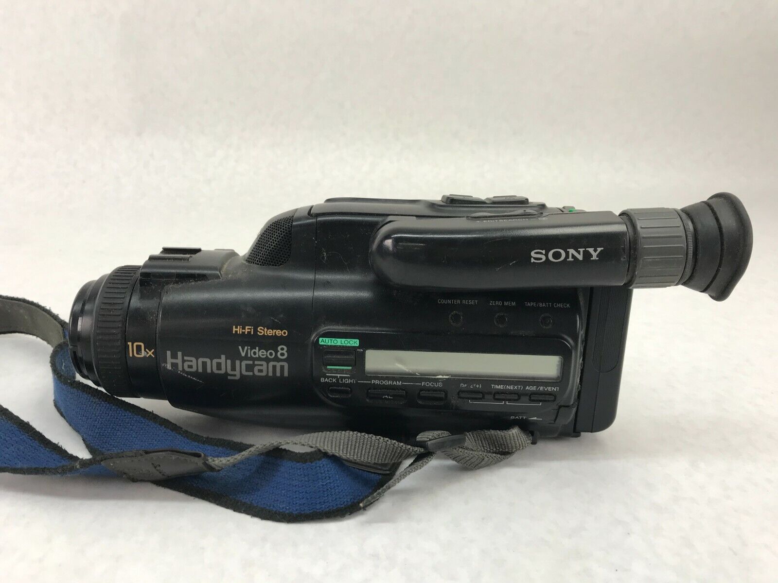 Sony CCD-FX510 10x Video 8 Handycam Camcorder w/ Accessories - Unteste