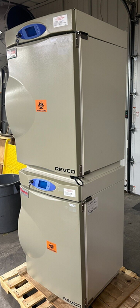 Thermo Scientific Revco CO2 Incubator Stacked RC03000D