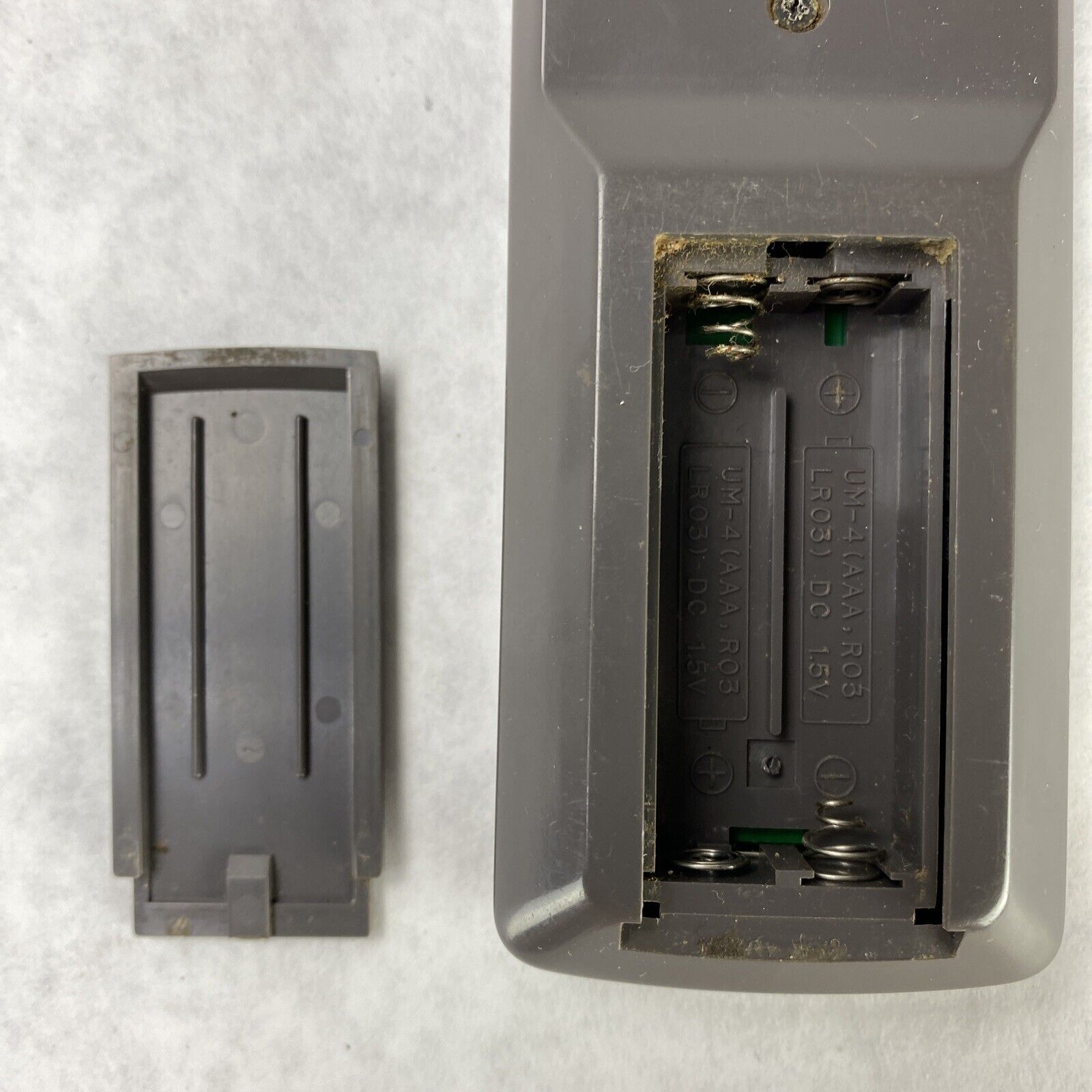 Chaparral Communications 11-3999-1 Monterey UHF/IR Remote Control BAD CHup