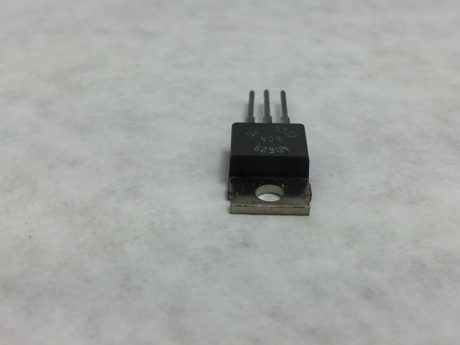 RCA 40629 Integrated Circuit   Lot of 7    NOS