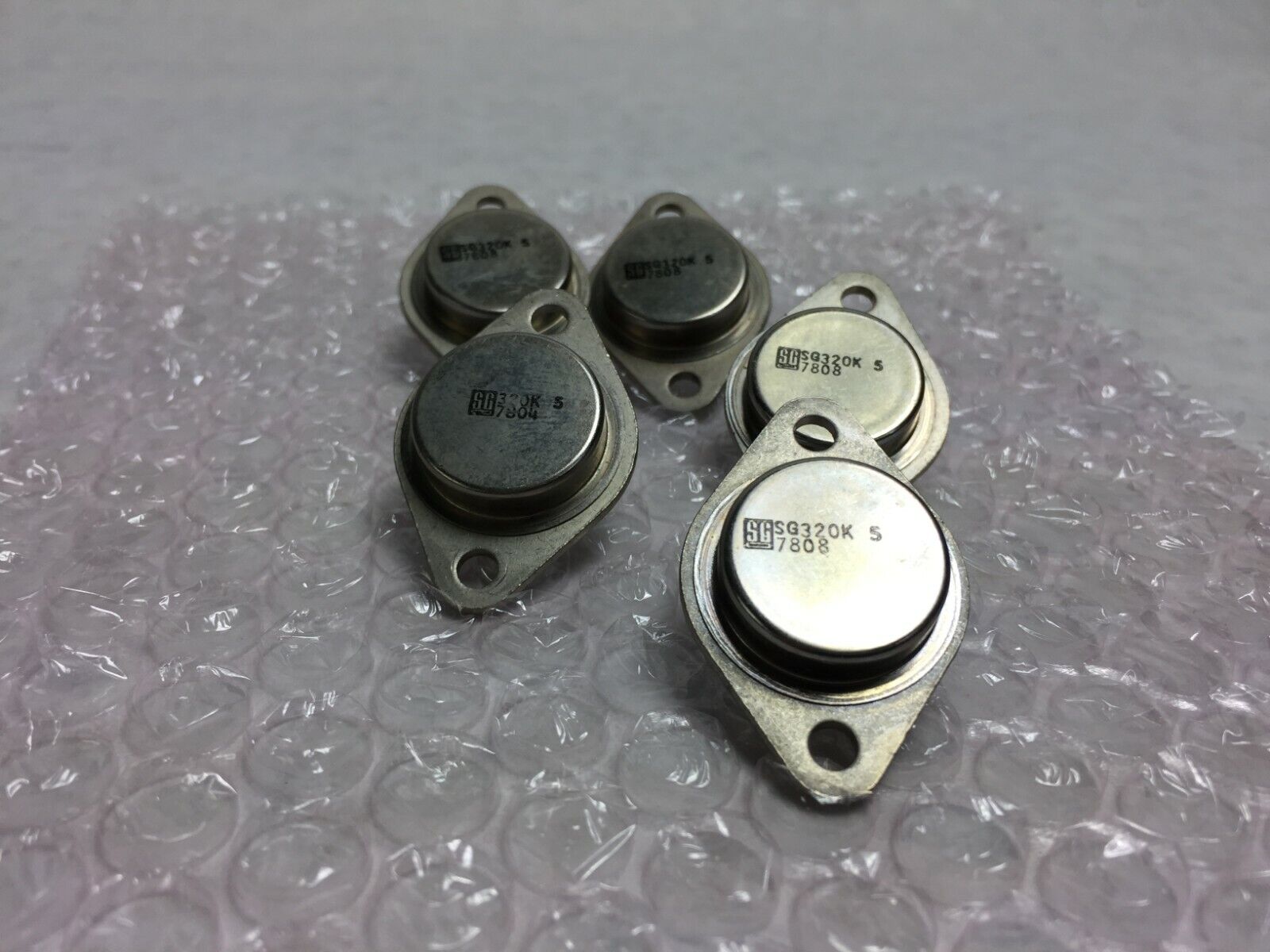 NOS  SG  SG320K Transistors  Lot of 5