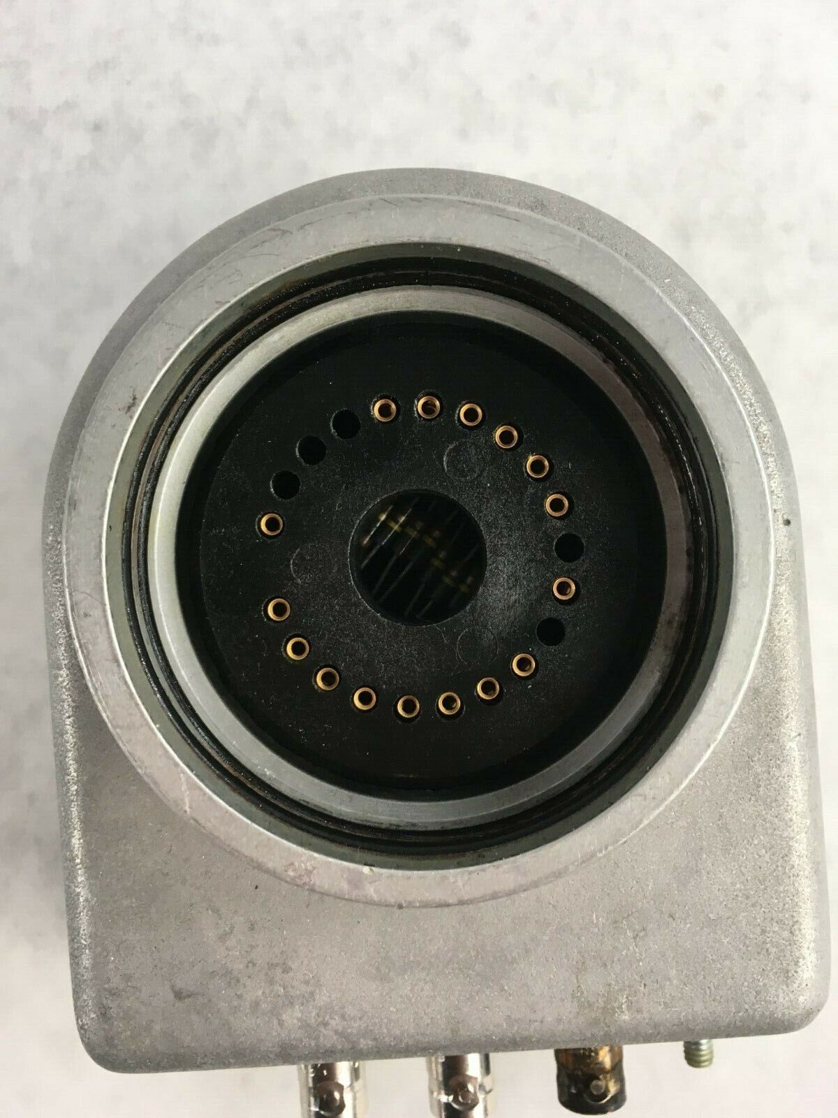 Thorn Electron Tube 593045 Base  H.V. Dynode Anode