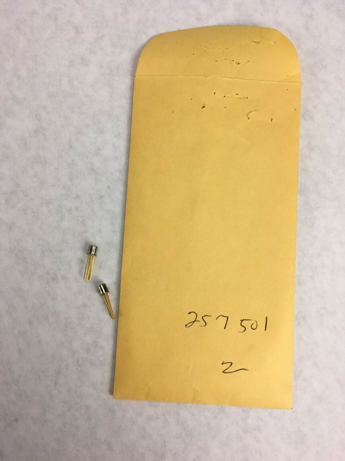 Fluke IC 257501 Circuit Transistor Lot of 2