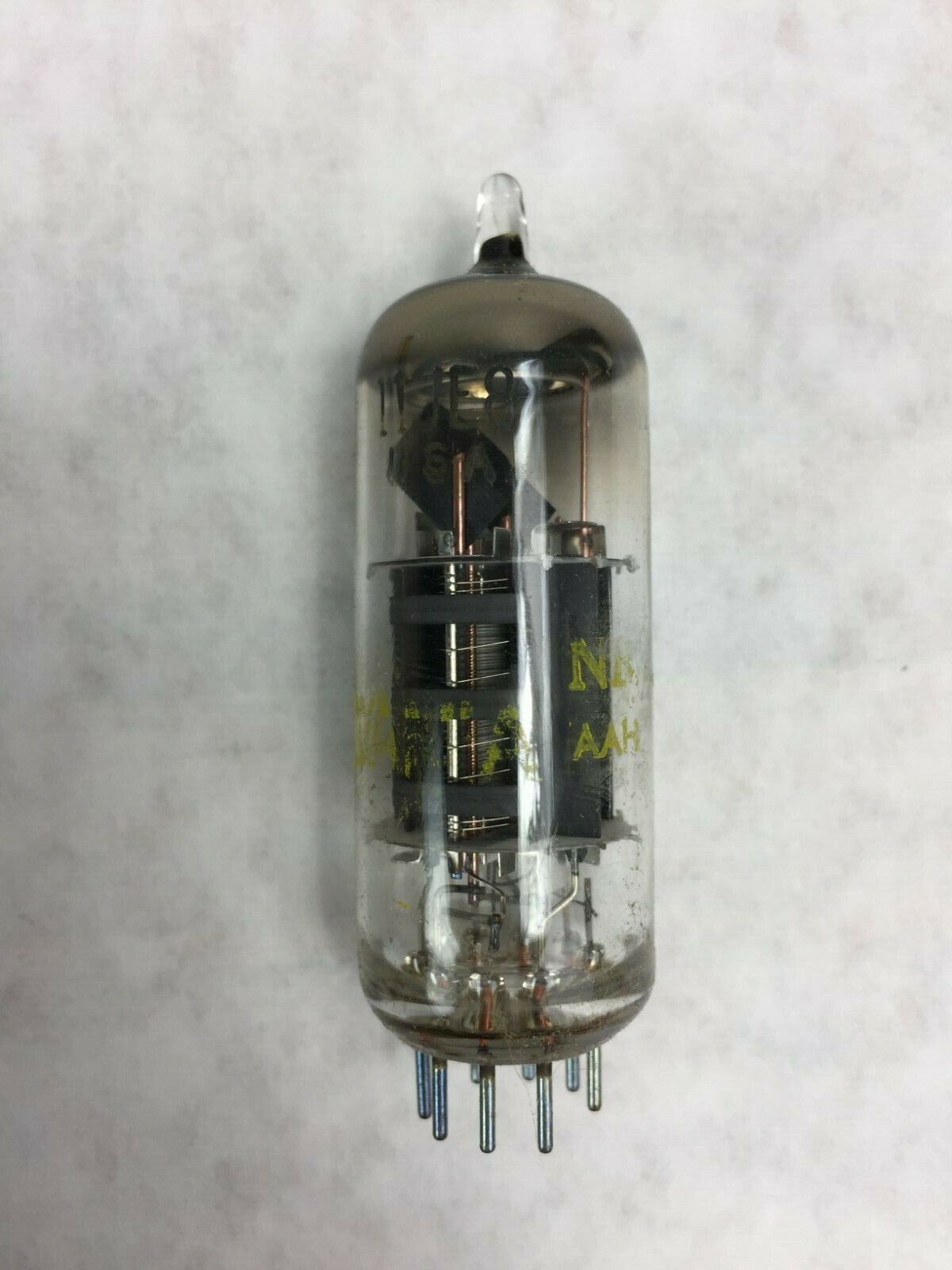 Sylvania Electronic Tube 11JE8