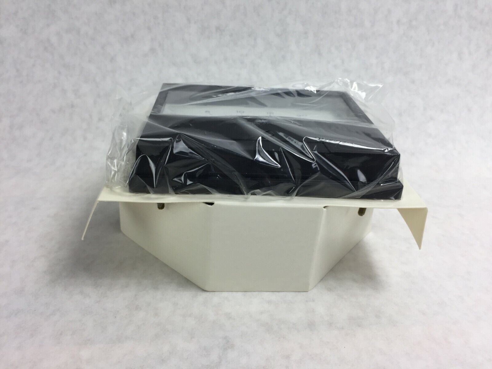 Beede 478046006 FS 25 VAC 25,000 RPM Gauge for RC5 and RC5 B   NIB