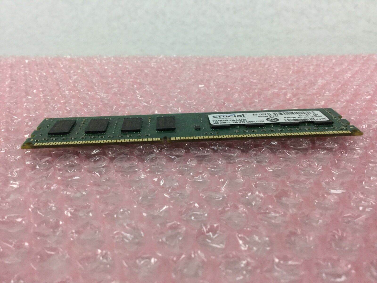 4GB (1x4GB) Crucial DDR3-1333 (CT51264BA1339.C16FKR) Desktop Memory