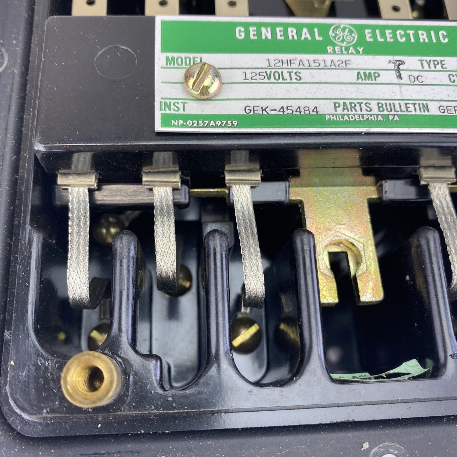 GE 12HFA151A2F Type HFA 5.5x6" 125VDC wall mount auxiliary relay
