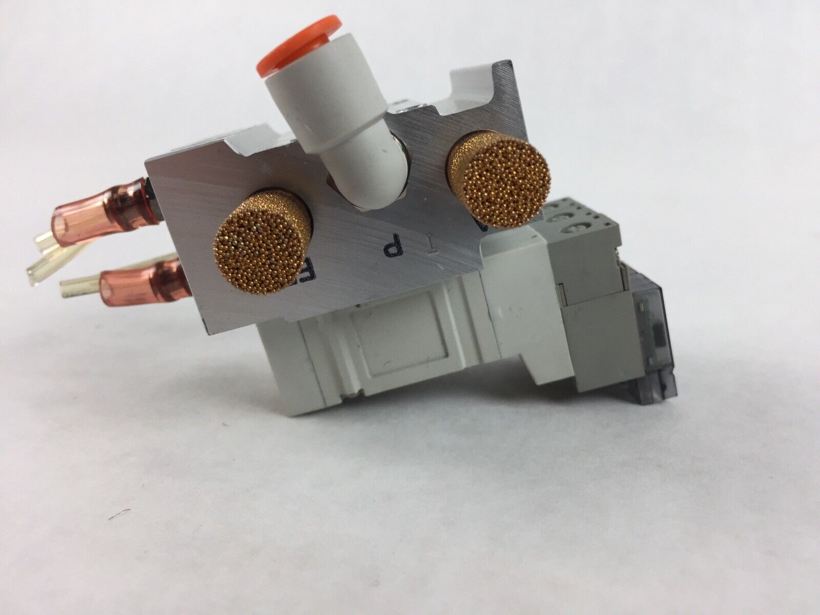 SMC Solenoid Valves. - Siemens 067-0472-01 Rev G