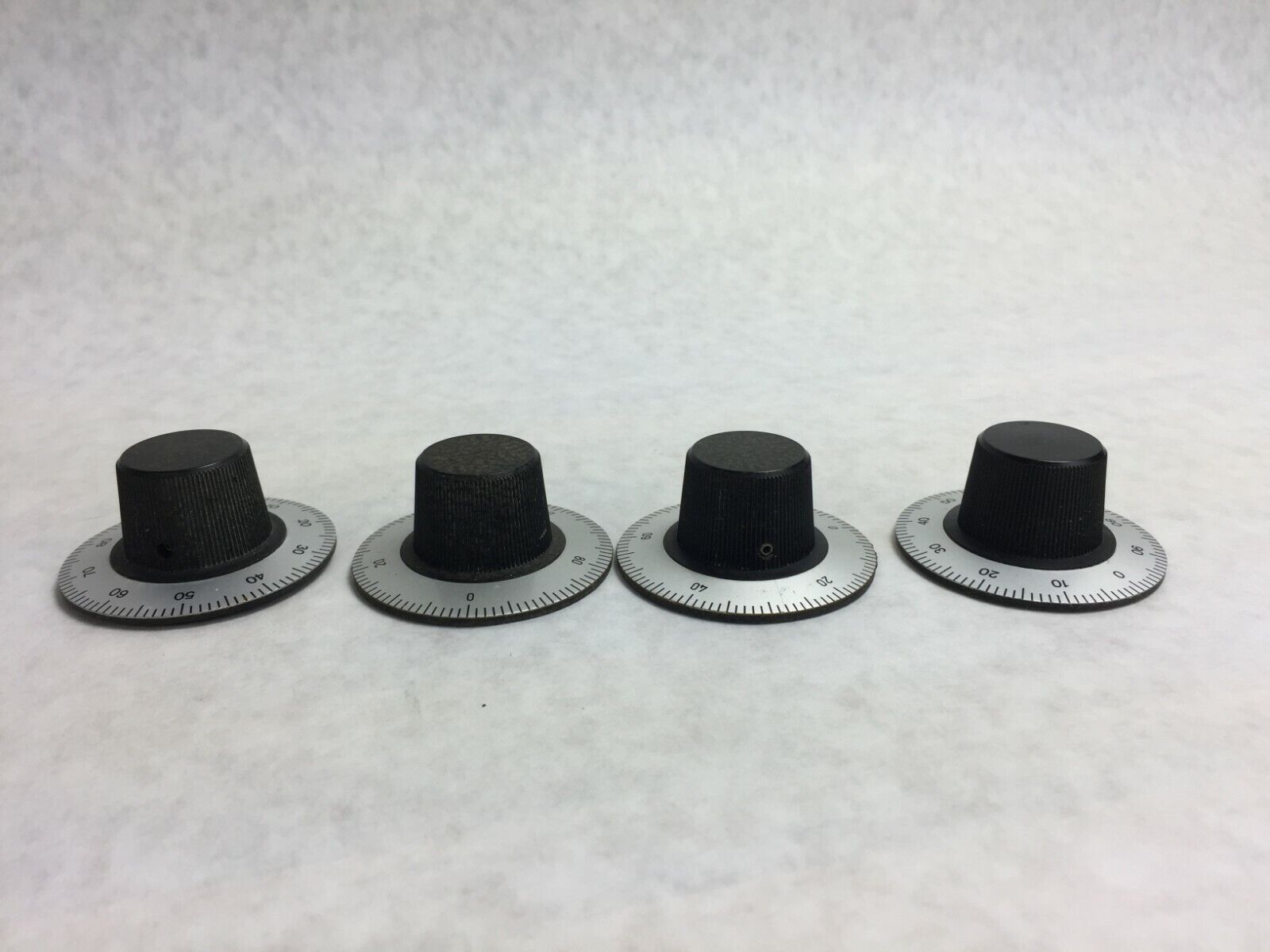 (4) Microscope Knobs  Lot of 4