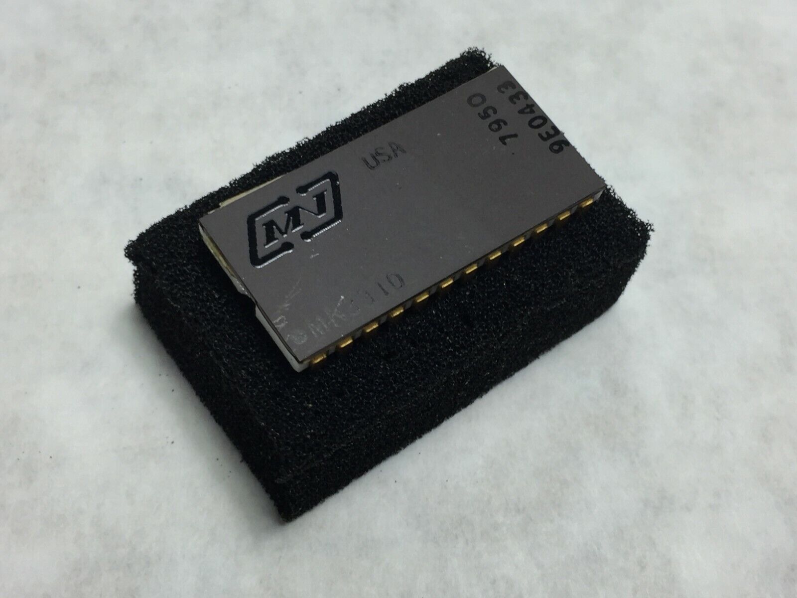 MN MN3310 9E0433  NOS