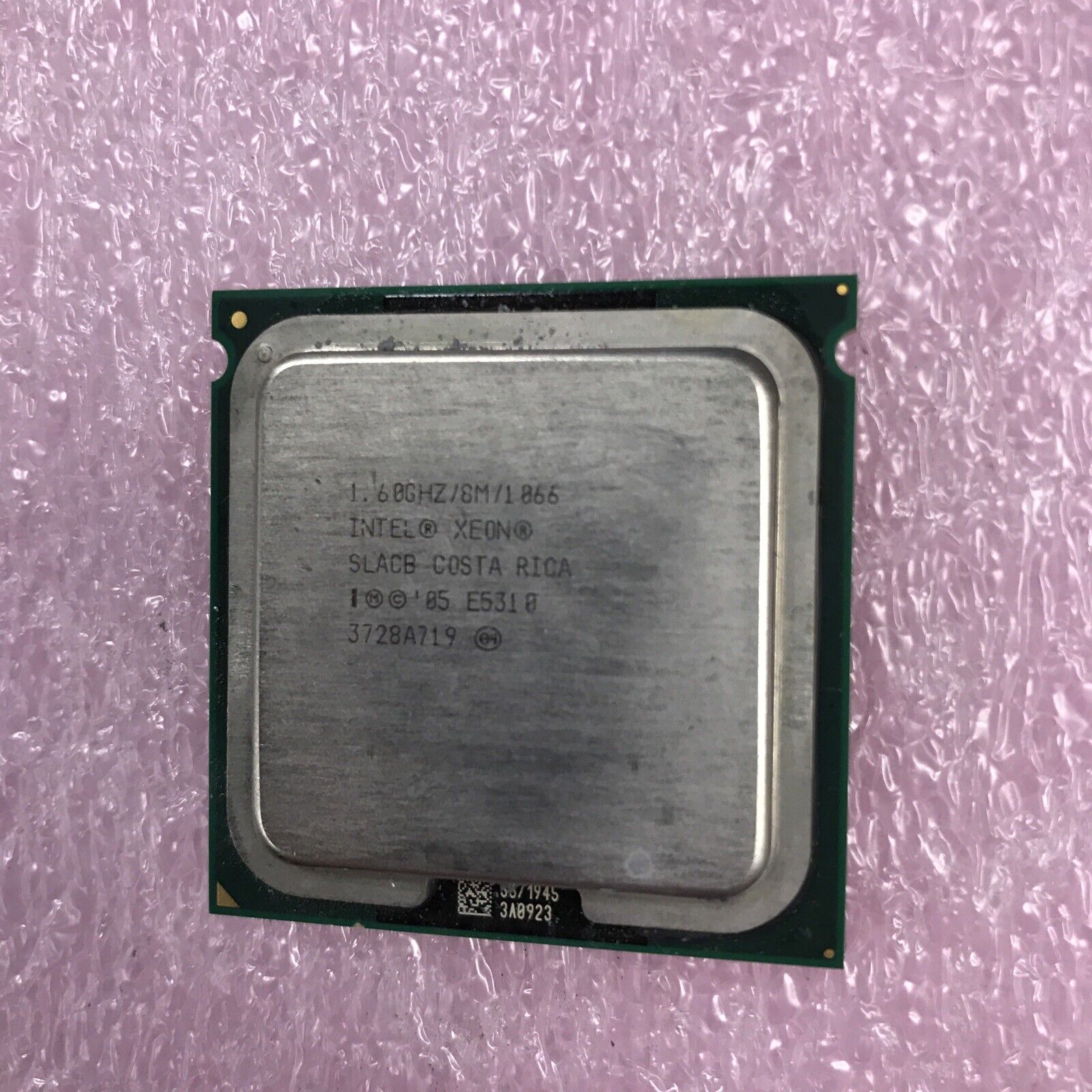 (Lot of 2) Intel Xeon E5310 SLACB 1.6GHz (Tested and Working)