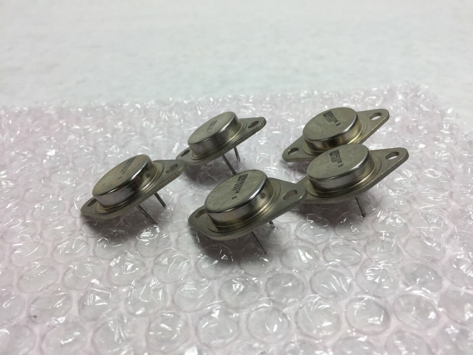 NOS  SG  SG320K Transistors  Lot of 5