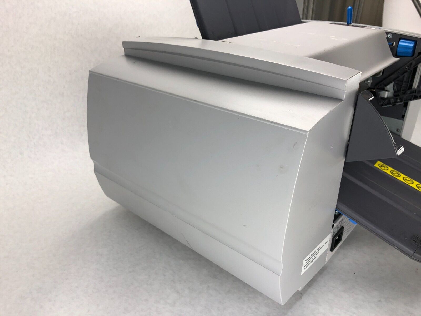 Pitney Bowes  DF800 Paper Letter Folder - No Trays