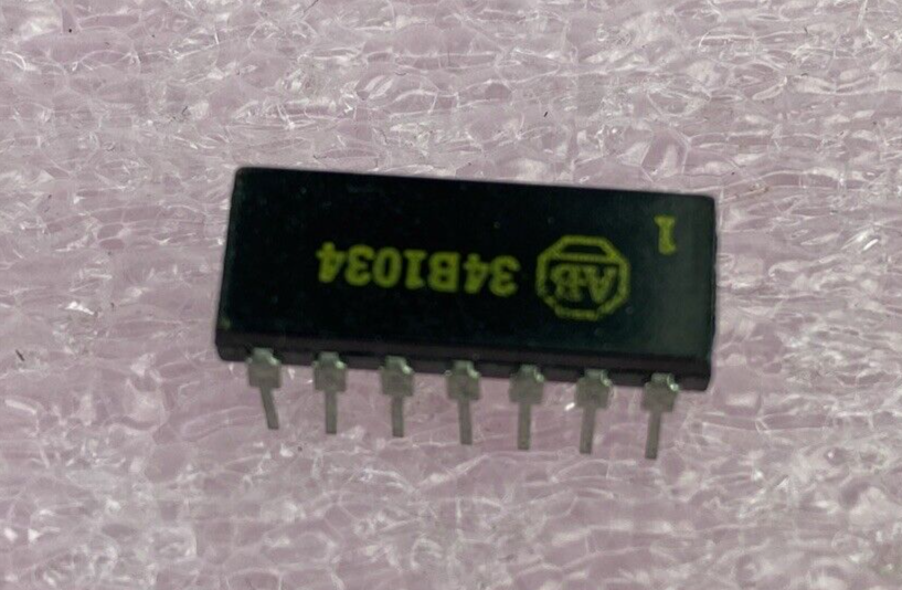 Allen Bradley 14 Pin IC chip 34B1034