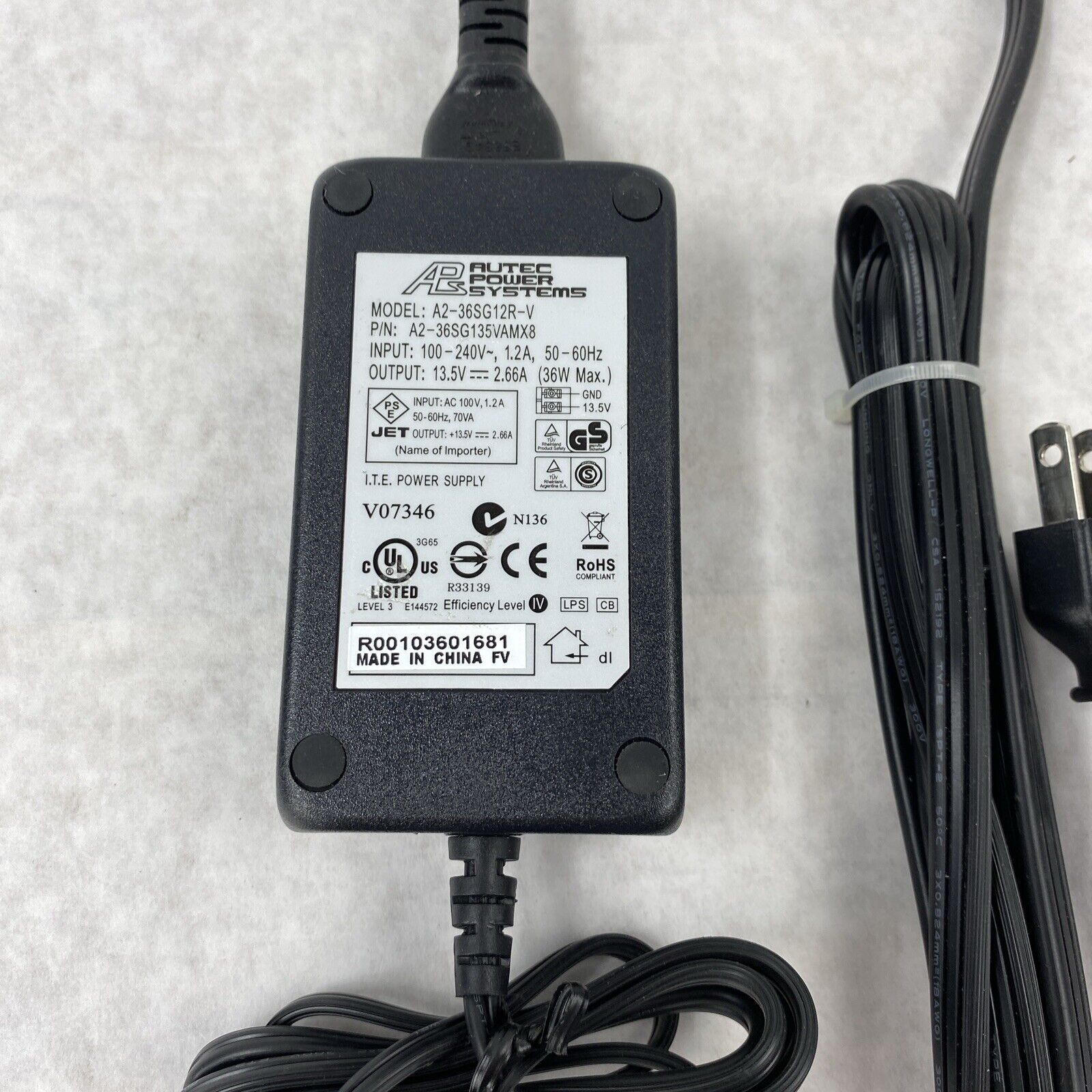 APC A2-36SG12R-V  13.5V 2.66A 36W AMX PSN2.8 3.5mm Power Supply Adapter