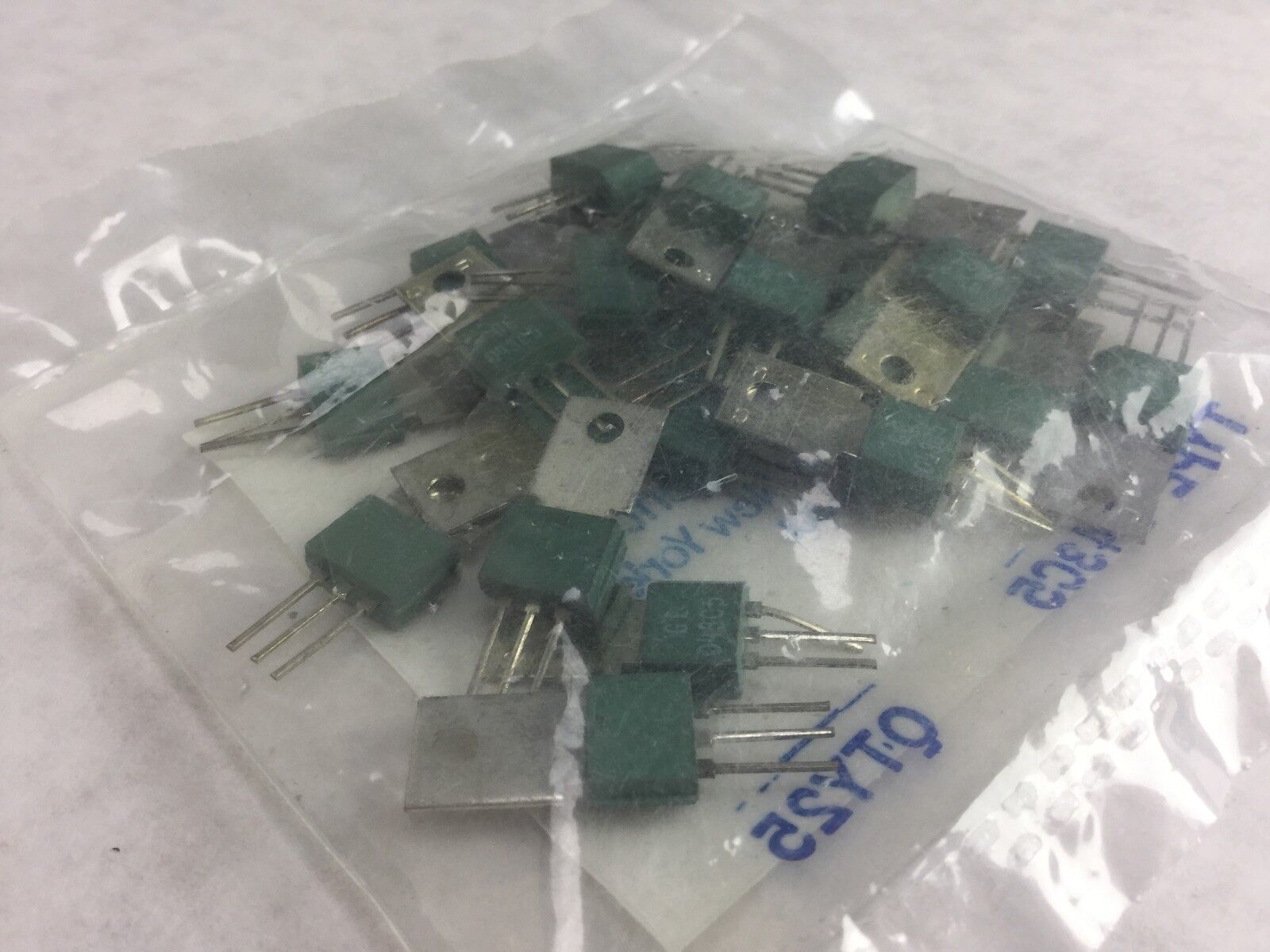 GE General Electric D43C5 Silicon Transistors, Lot of 25, NEW Sealed