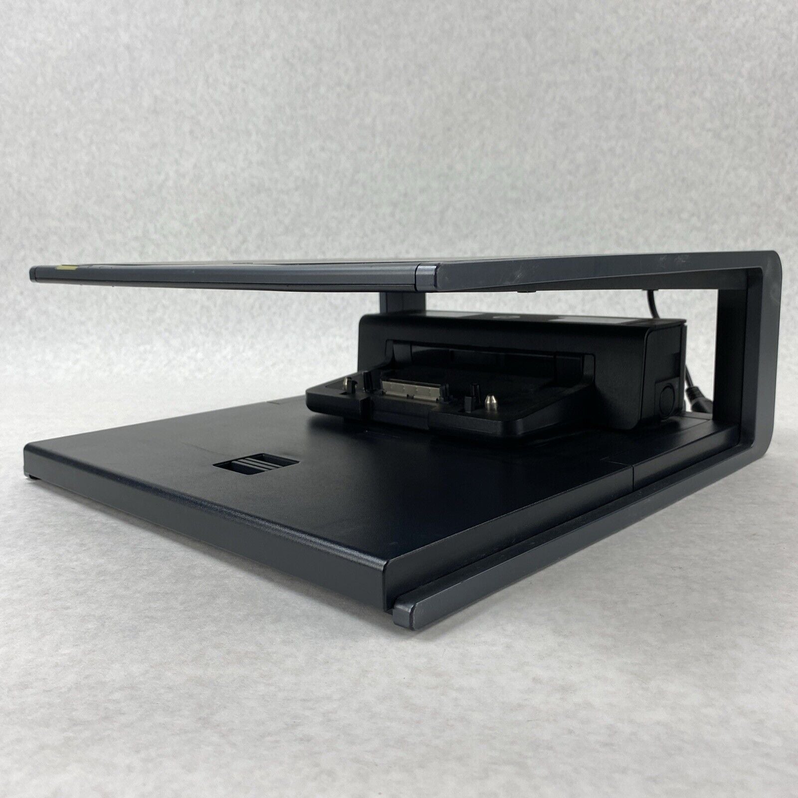 Genuine HP PA507A Monitor Stand 395153-001 With Docking Station