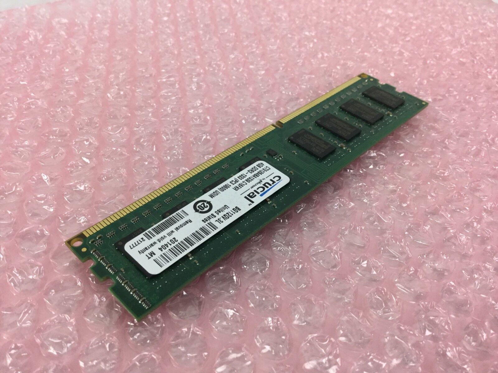 4GB (1x4GB) Crucial DDR3-1333 (CT51264BA1339.C16FKR) Desktop Memory