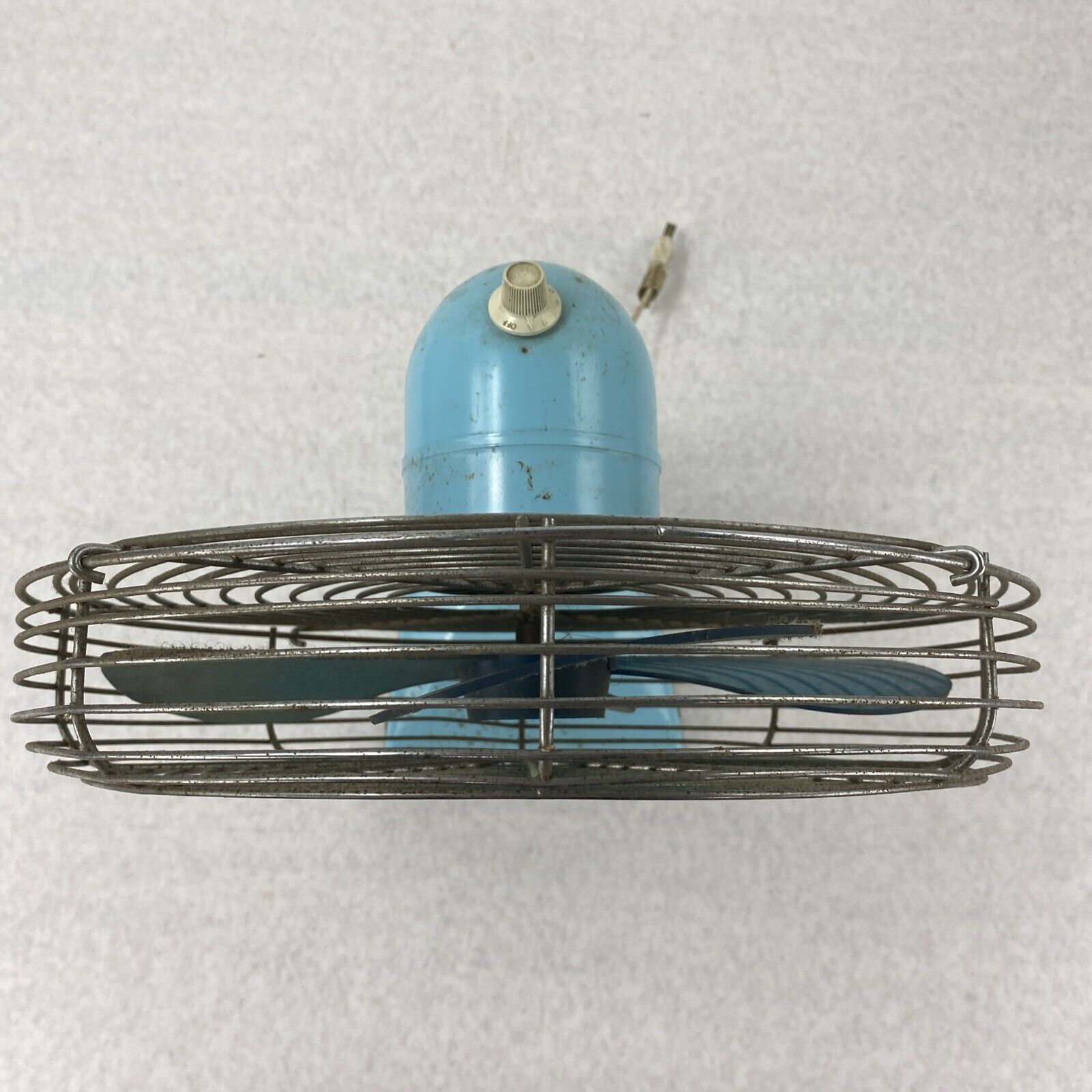 Vintage Superior Electric 1200 3-Speed Aqua Blue 120V 60Hz Table Fan