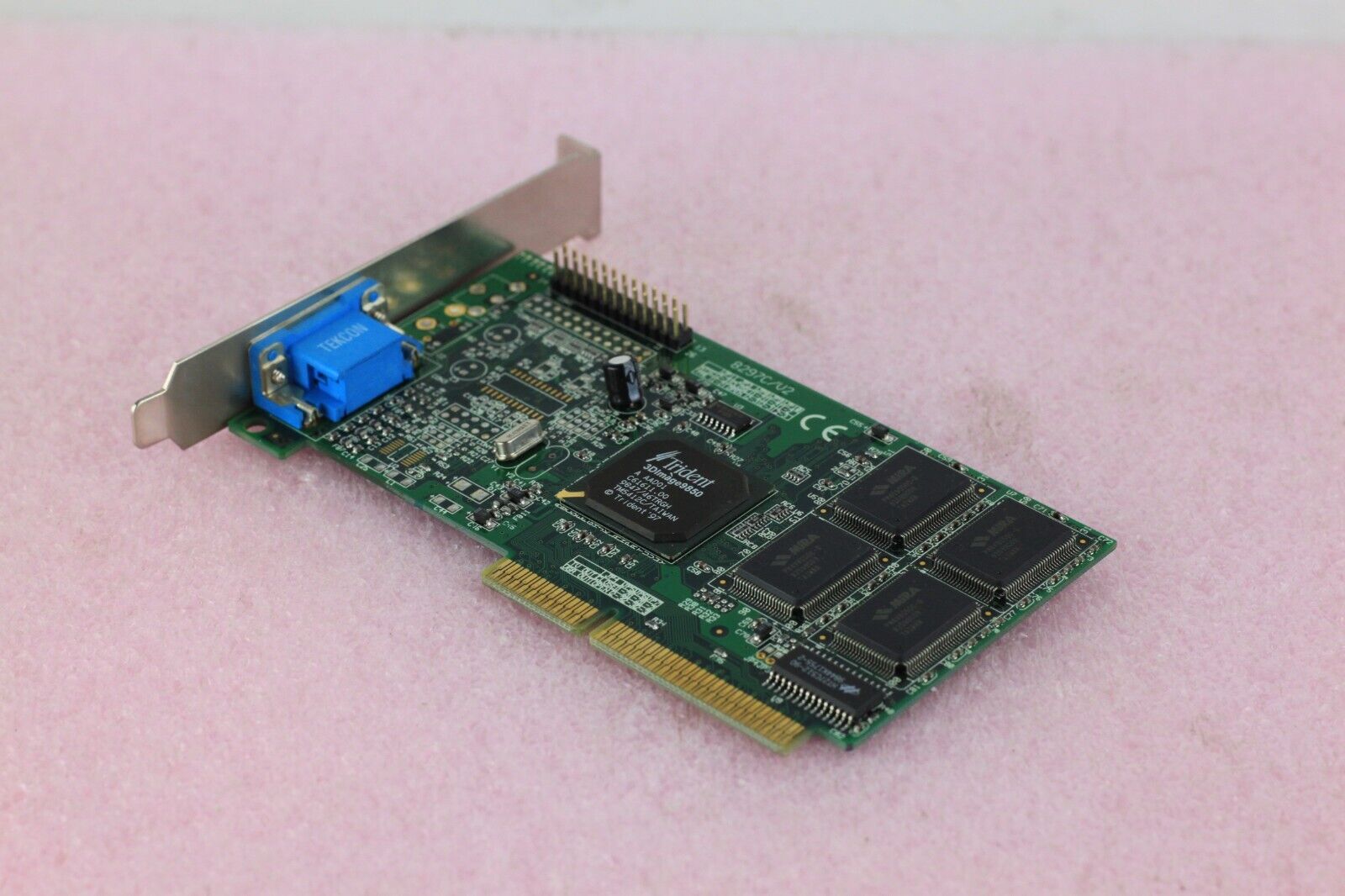 Trident 3DImage 9850 VGA AGP Graphics Card