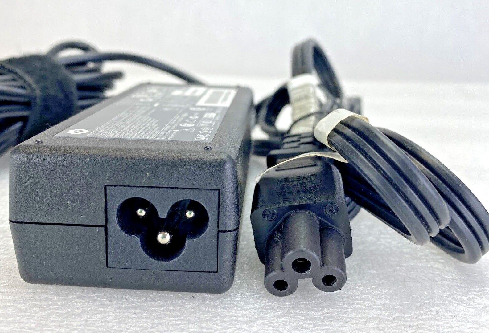 genuine HP 384019-002 laptop charger AC power adapter 391172-001 18.5V 3.5A 65W