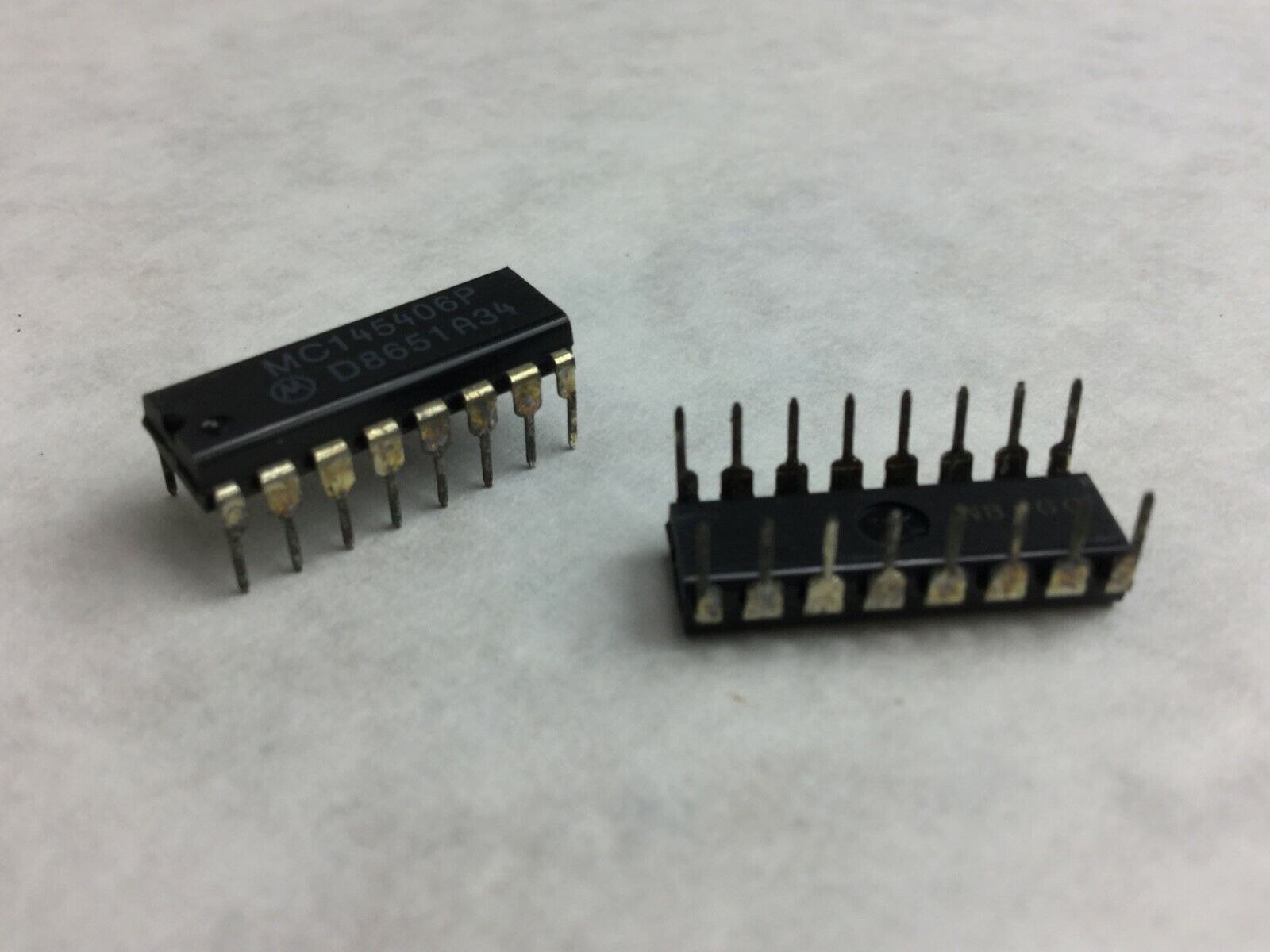 Motorola MC145406P Triple Transmitter/Receiver RS-232 16-Pin PDIP  Lot of 2