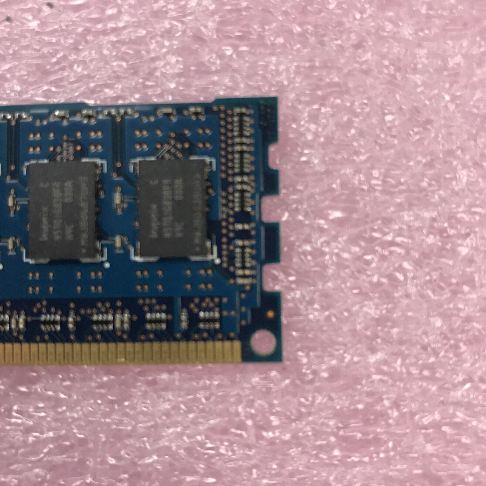 Hynix 8GB Kit 4x2GB 2Rx8 PC3-10600R-9-10-B0 Server Ram HMT125R7BFR8C