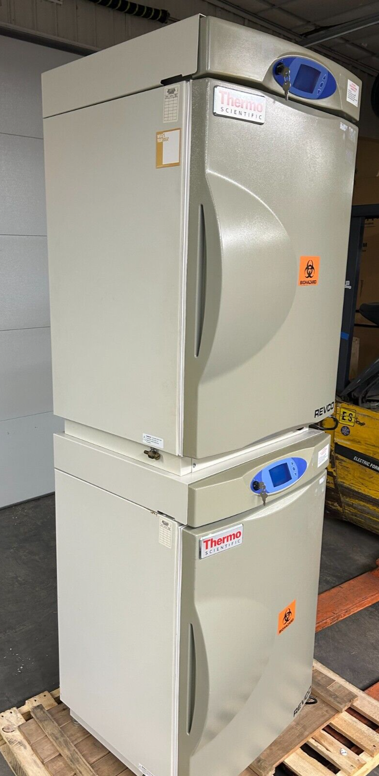 Thermo Scientific Revco CO2 Incubator Stacked RC03000D