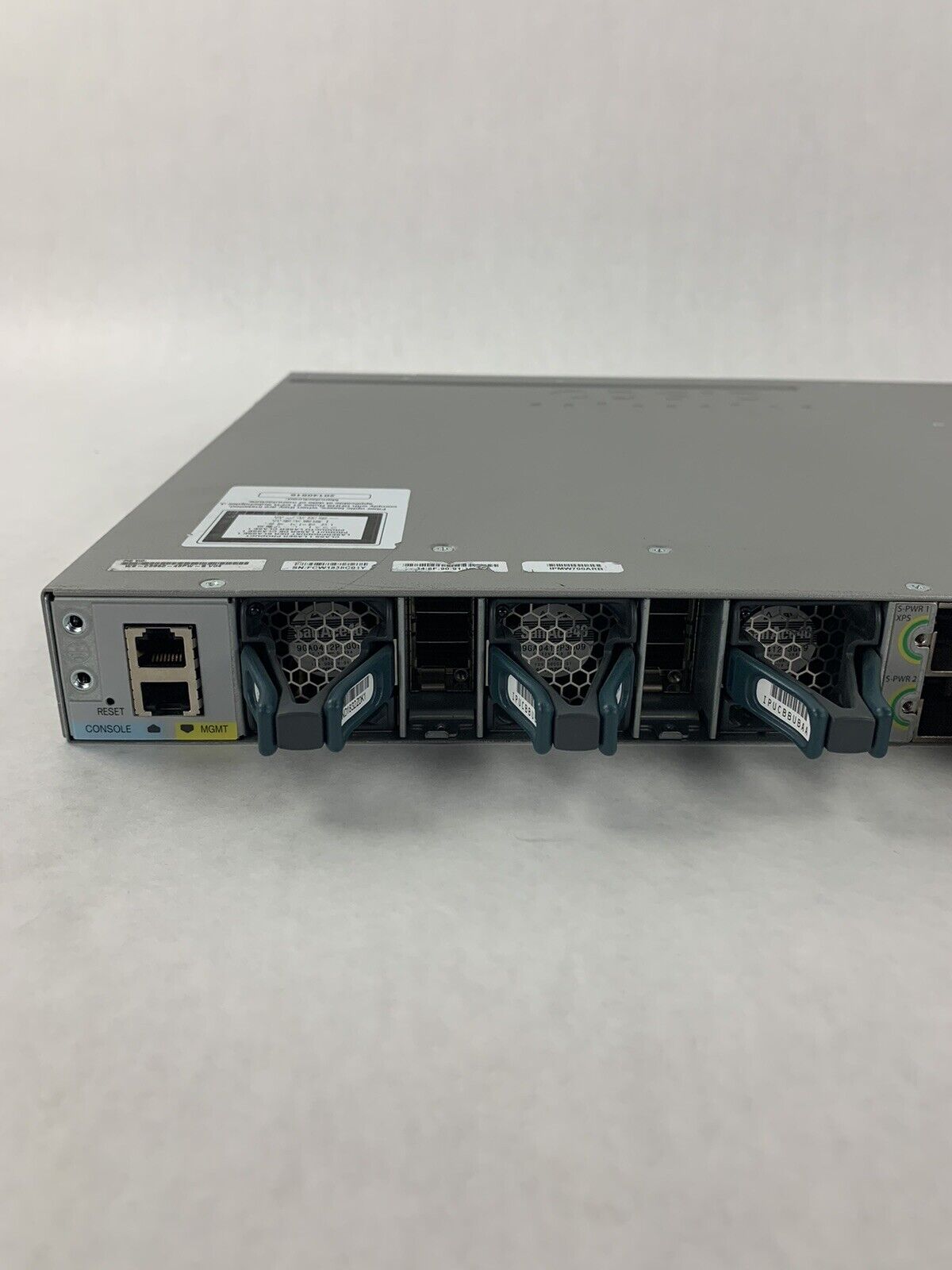 Cisco Catalyst WS-C3850-48PW-S 48 Port Ethernet Switch W/ C3850-NM-4-1G Module