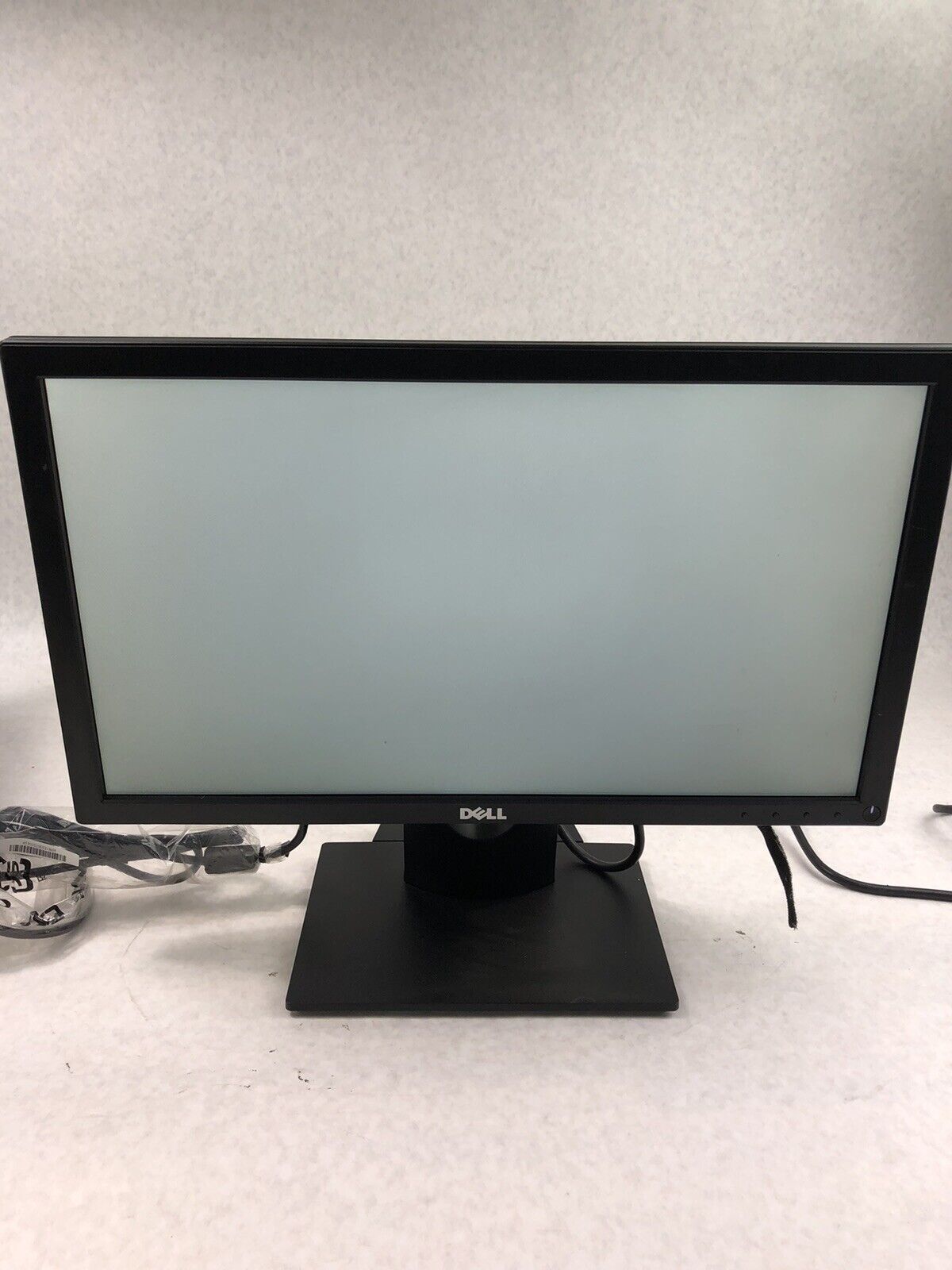 Dell E2016H 20" Widescreen 1600 x 900 LED LCD Monitor VGA E2016Hb 15066