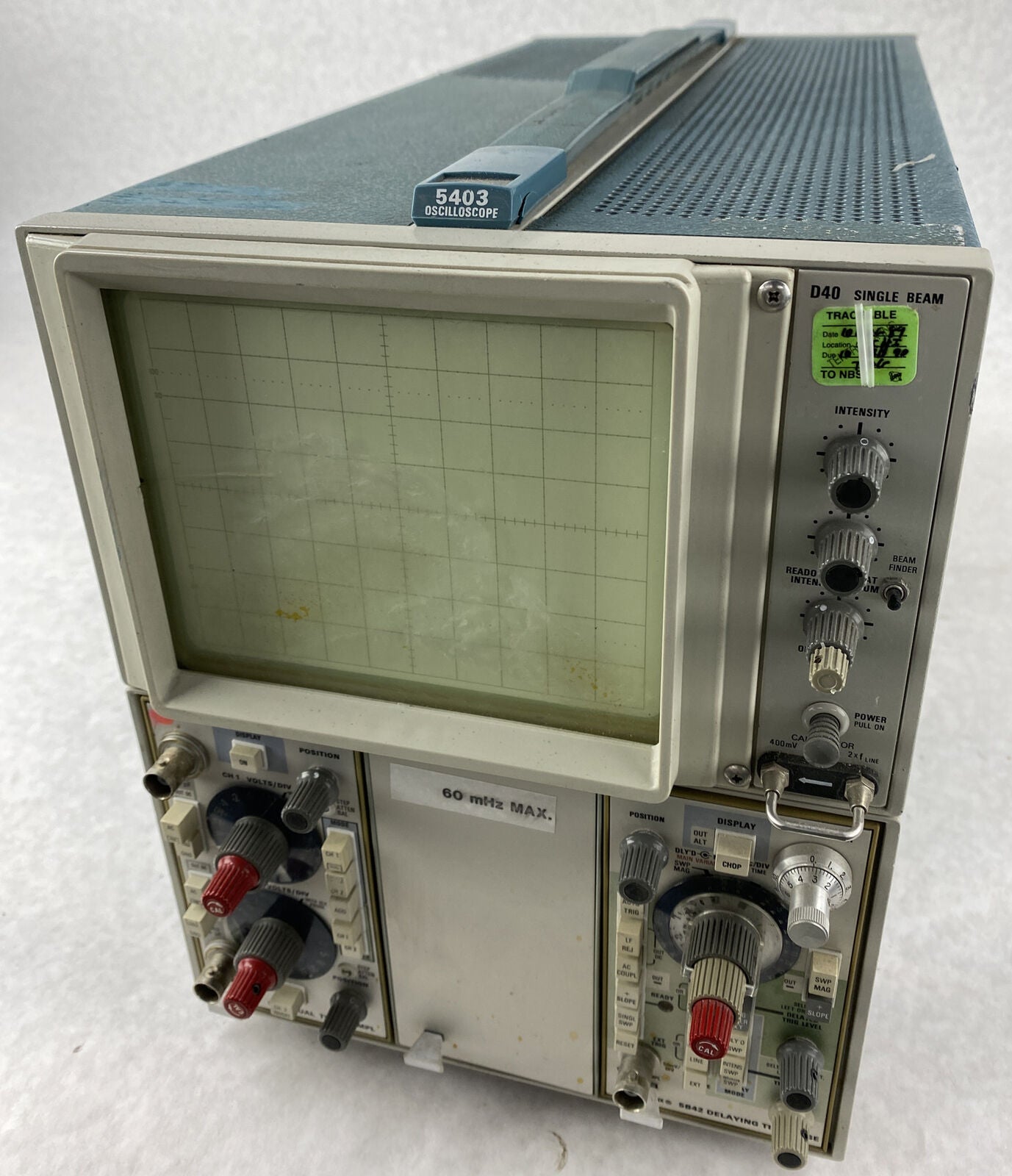 Tektronix 5403 Oscilloscope POWERS ON