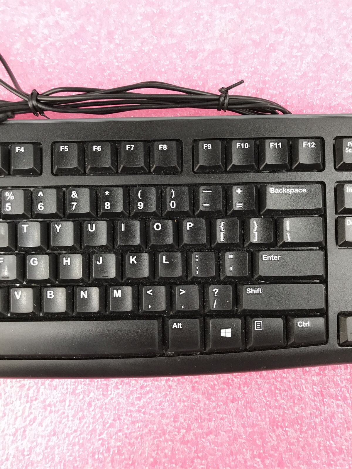Logitech Y-U0009 USB Keyboard - Untested