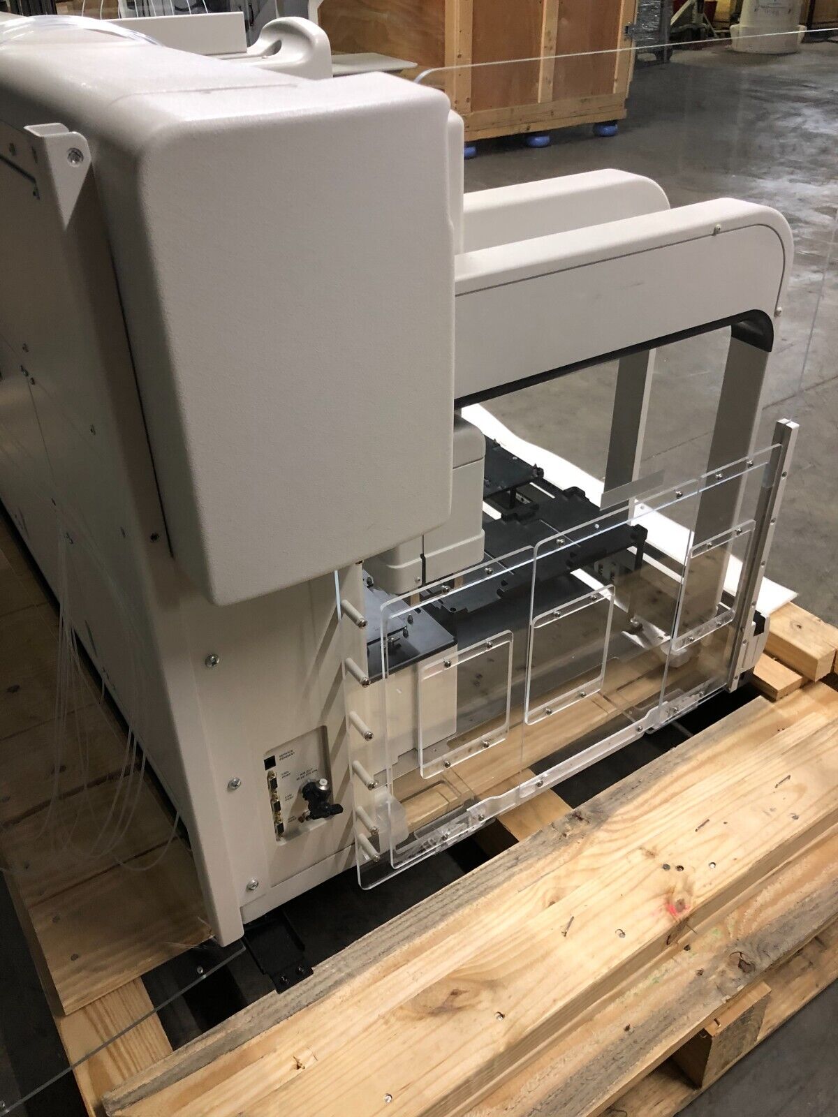 Beckman Coulter Biomek FXP Automated Lab Workstation w/ Tray, Tips, Hood