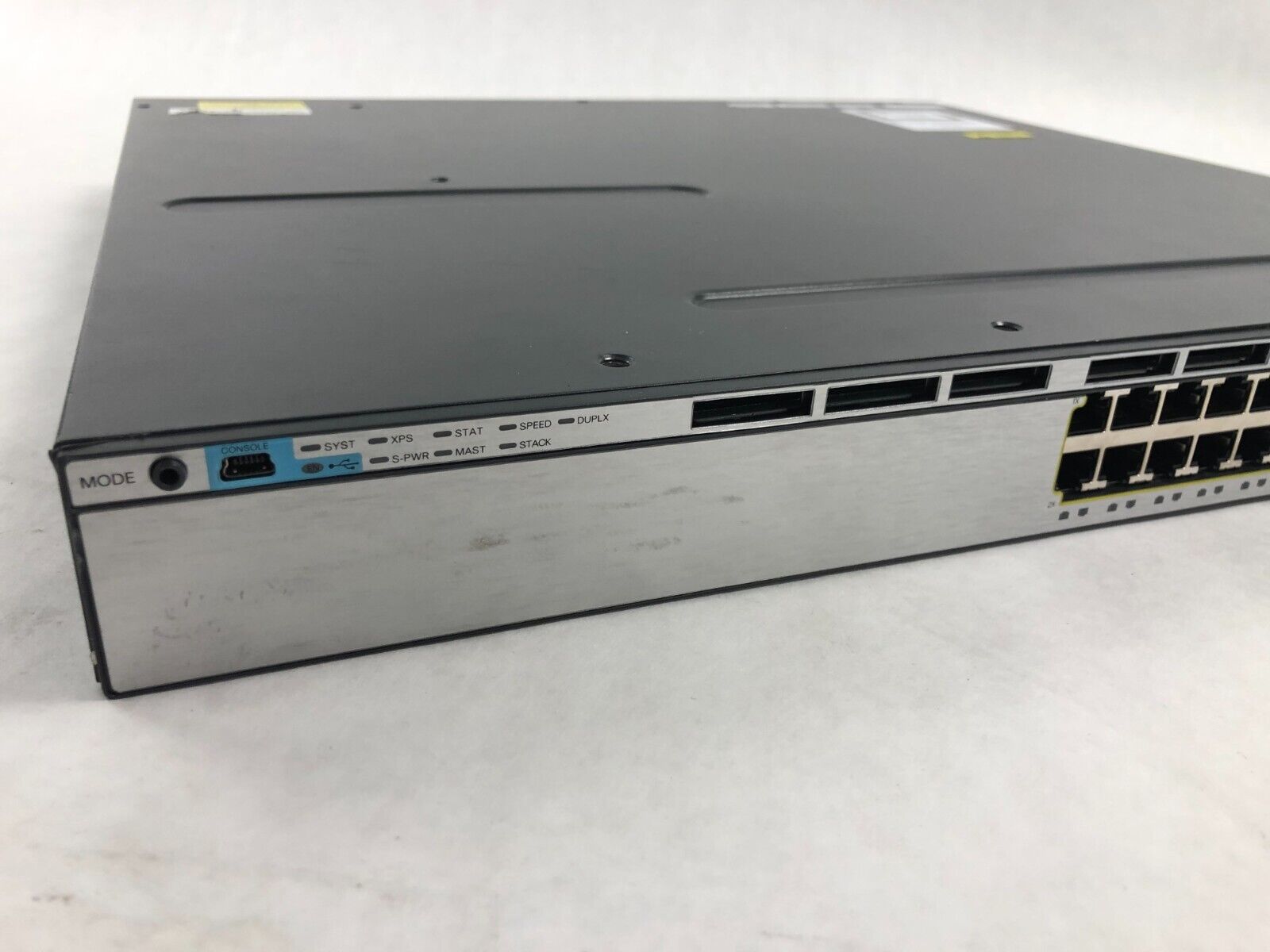 Cisco Catalyst WS-C3750X-24T-S 24-Ports Gigabit Network Switch